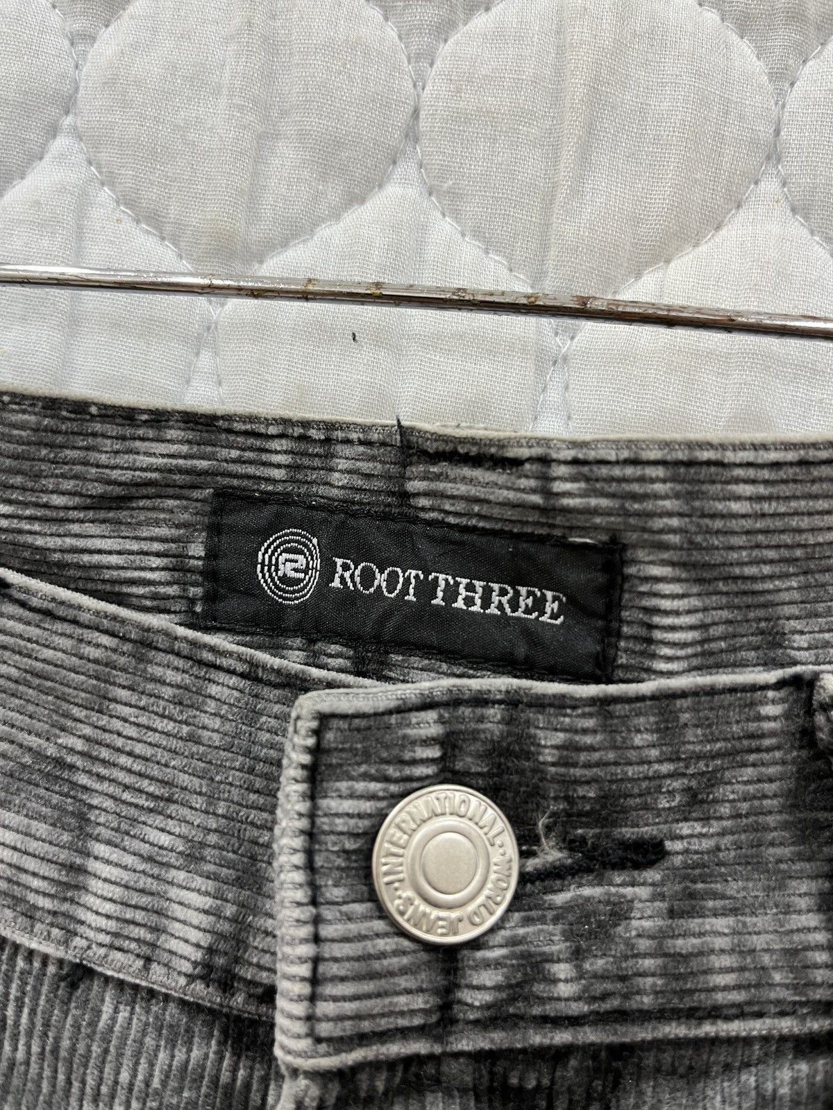 Vintage (Vv). VINTAGE ROOT THREE CORDUROY CUSTOM PATCHWORK PANTS Size US 31 - 5 Thumbnail