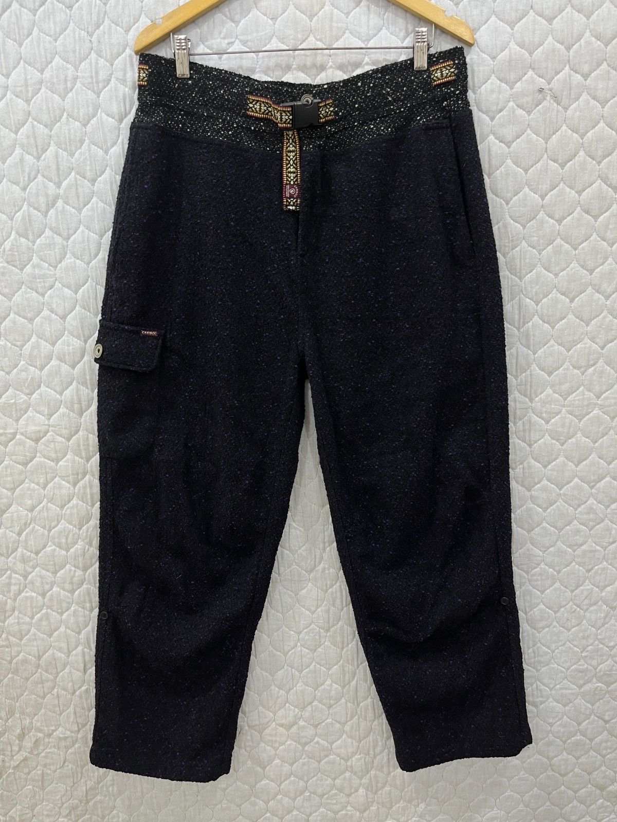(Kkk). CARIBOU JAPANESE HYPEBEAST SWEATPANTS