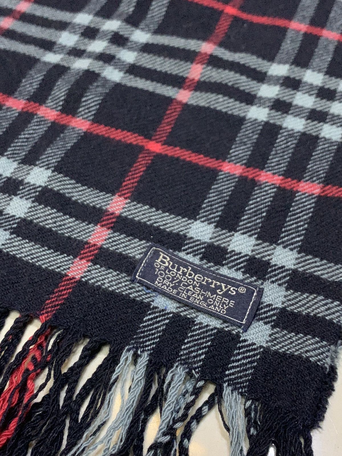 Burberry × Vintage BURBERRYS LONDON CASHMERE BLUE NOVA CHECK MUFFLER SCARF Size ONE SIZE - 3 Thumbnail