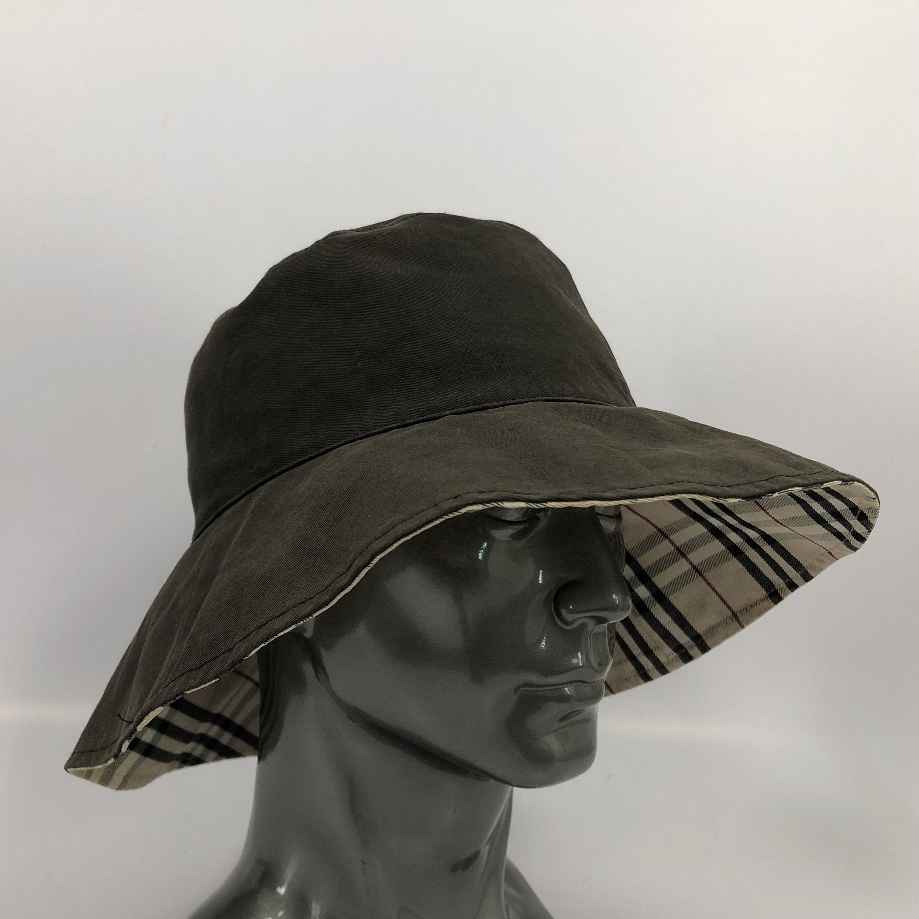 Burberry × Japanese Brand × Vintage Vintage Burberry London Nova Check Revers ible Bucket Hats Size ONE SIZE - 5 Thumbnail