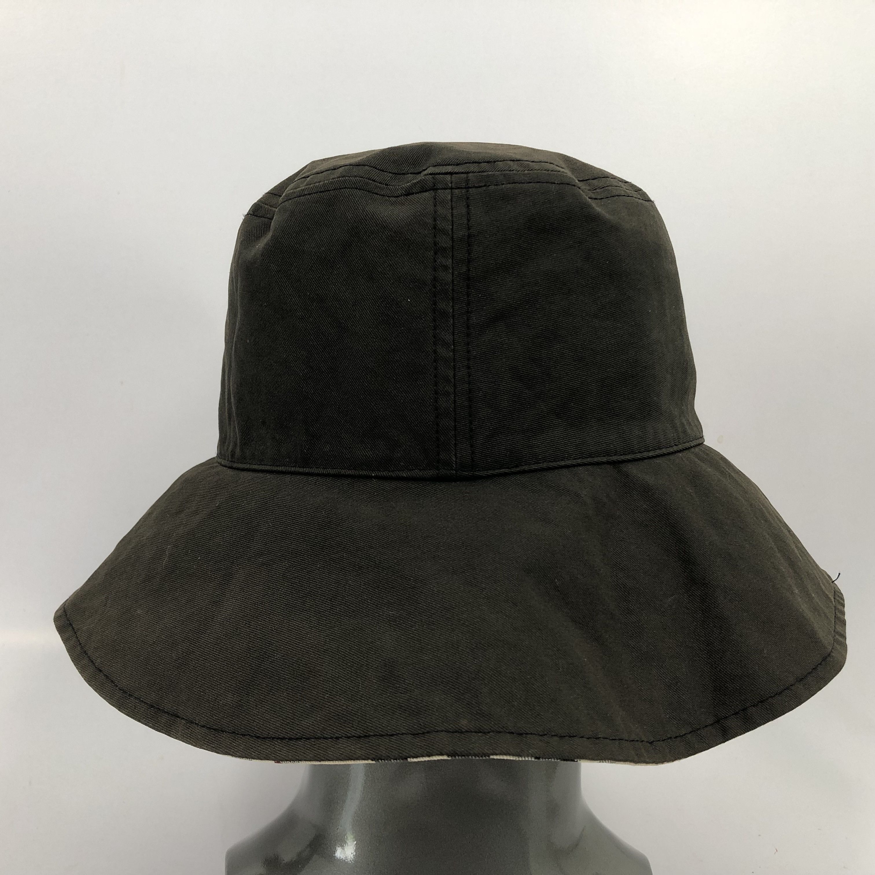 Burberry × Japanese Brand × Vintage Vintage Burberry London Nova Check Revers ible Bucket Hats Size ONE SIZE - 8 Thumbnail