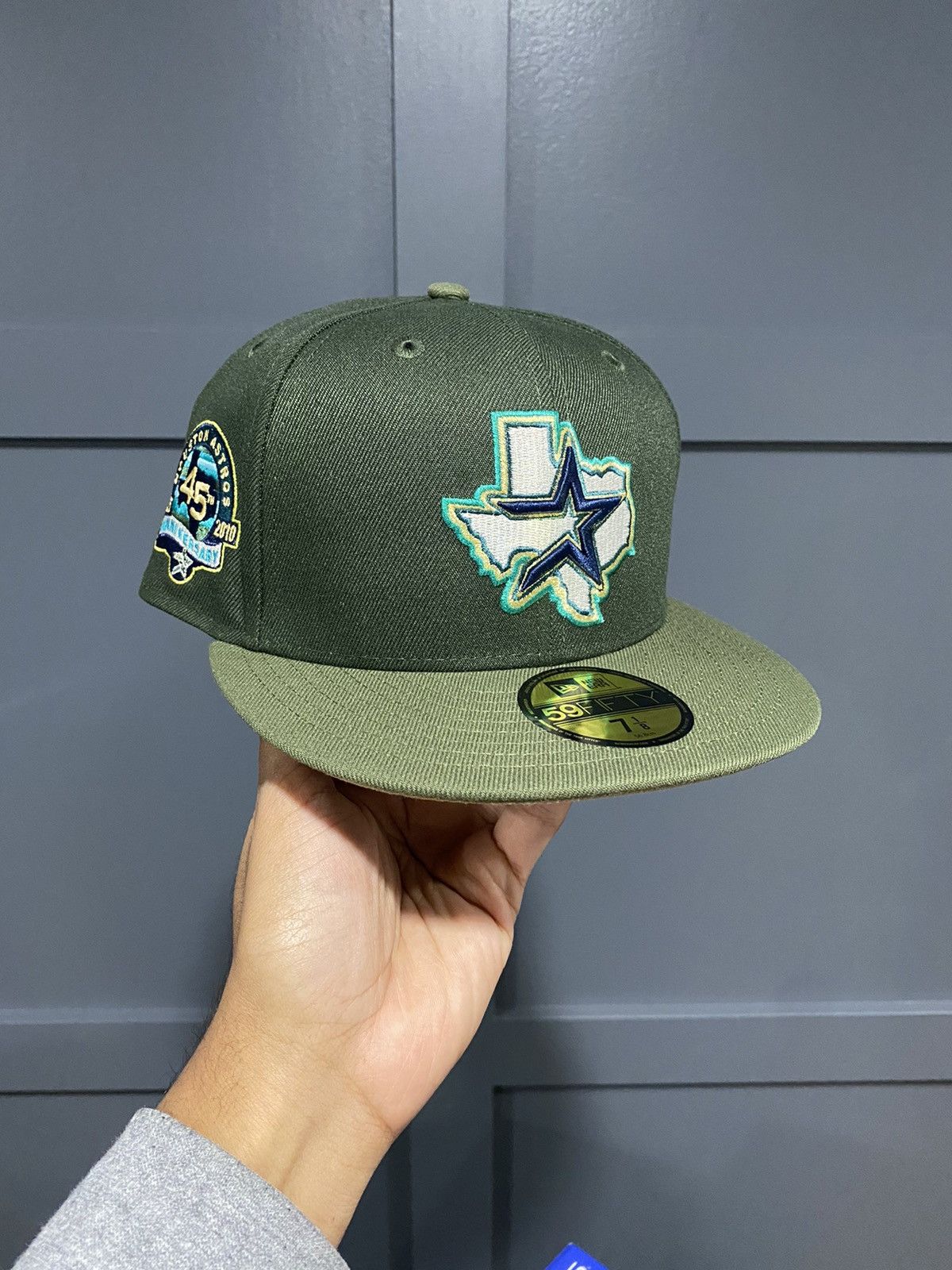 MLB Sz 7 1/8 - Houston Astros New Era Fitted Size ONE SIZE - 1 Thumbnail