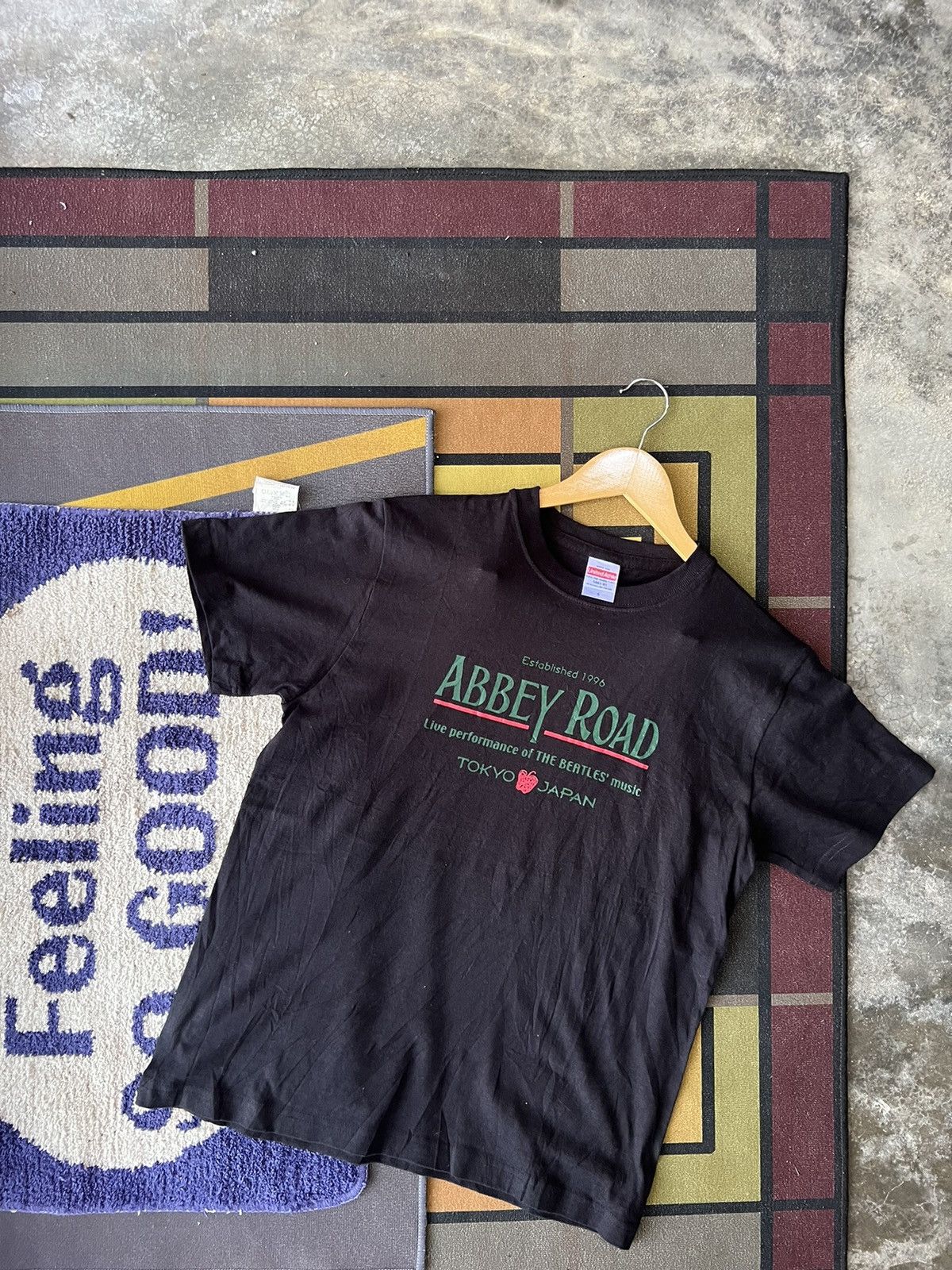 Band Tees 🔥Abbey Road The Beatles Tokyo Japan Tees Size US M / EU 48-50 / 2 - 2 Thumbnail