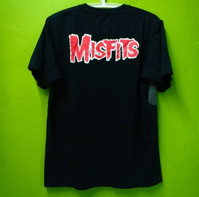 Band Tees × Japanese Brand × Misfits MISFITS BAND x UNIQLO T-SHIRT Size US L / EU 52-54 / 3 - 6 Thumbnail