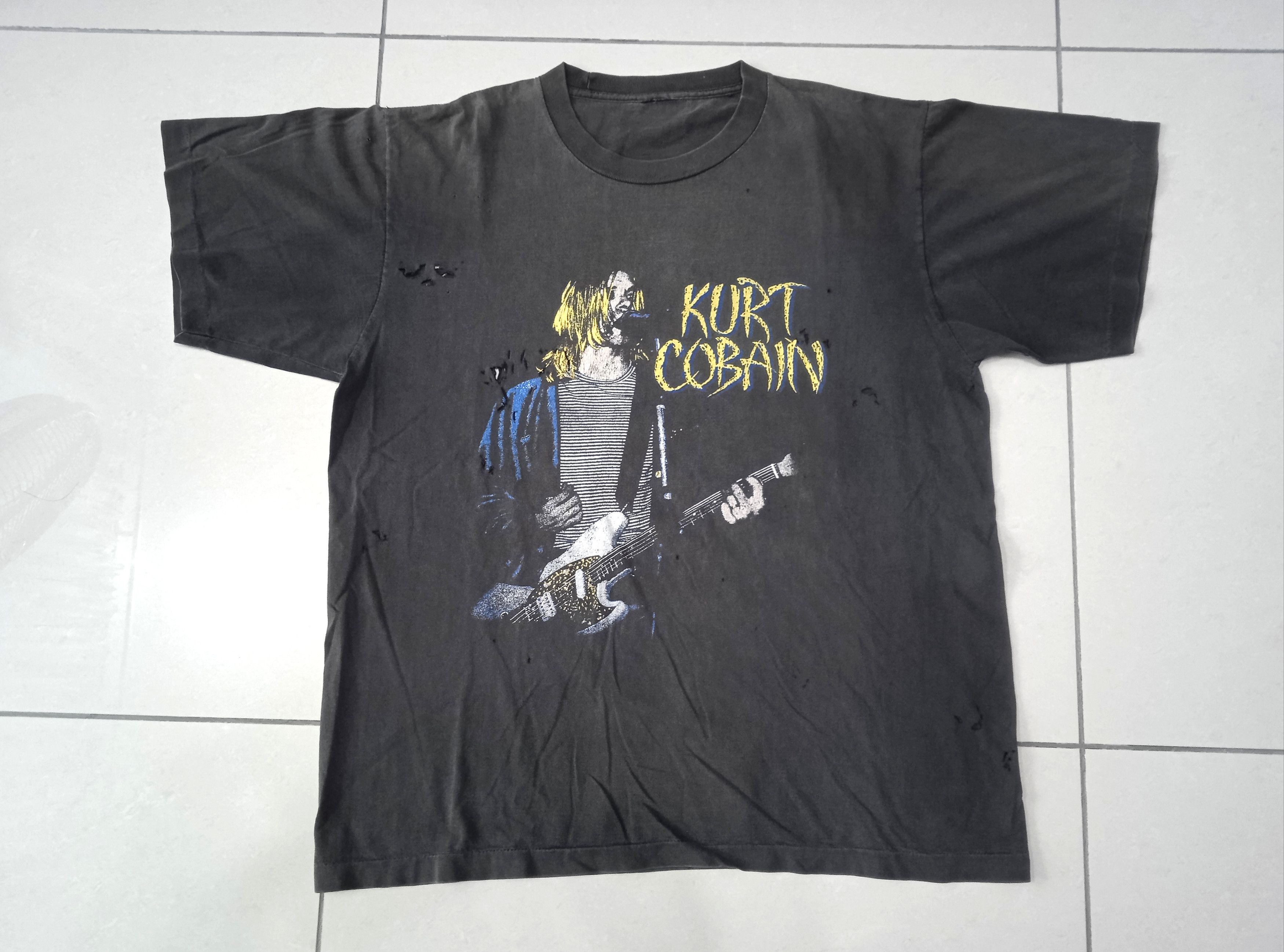 Vintage Nirvana Kurt Cobain Thai Bootleg T Shirt