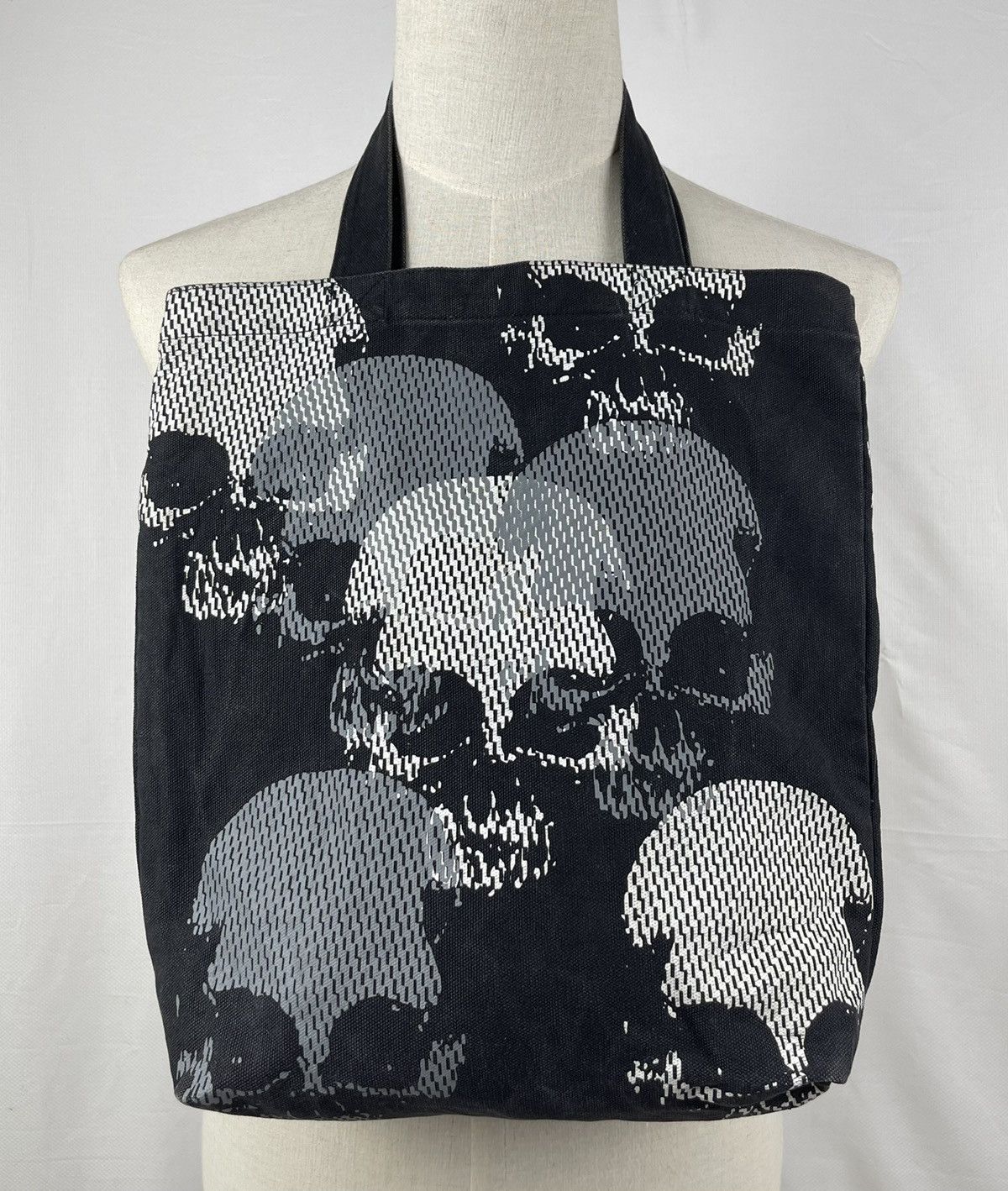 Japanese Brand palette pop skulls tote bag nc t3 Size ONE SIZE - 1 Thumbnail