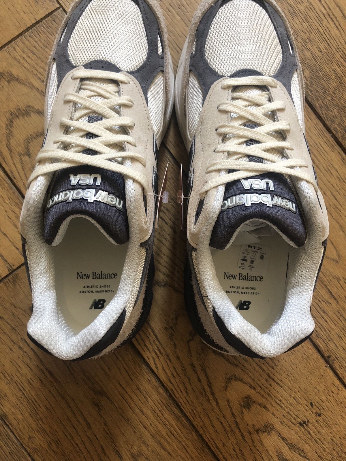 Aime Leon Dore × New Balance New Balance X Teddy Santis 990V3 Size US 11 / EU 44 - 6 Thumbnail