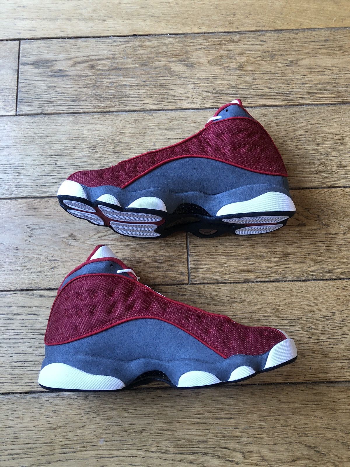 Jordan Brand Air Jordan 13 Size US 11 / EU 44 - 2 Thumbnail