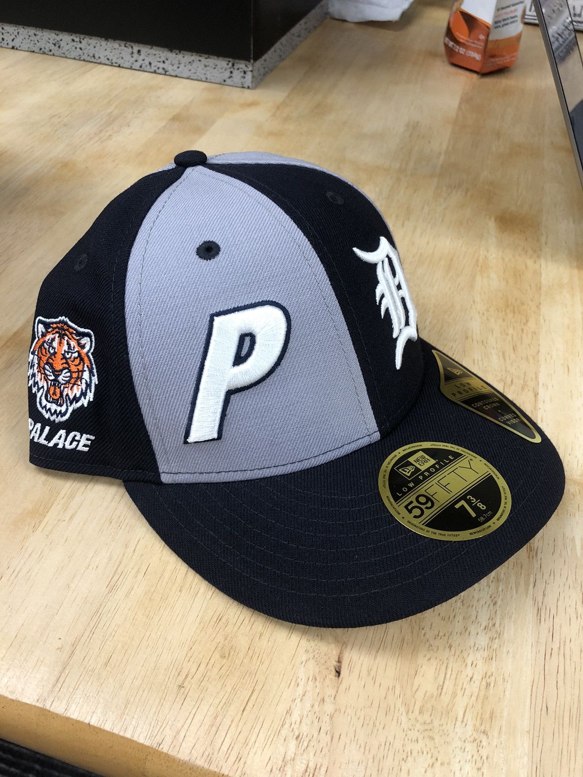 MLB × New Era × Palace 7 3/8 Palace x Detroit Tigers New Era Cap 