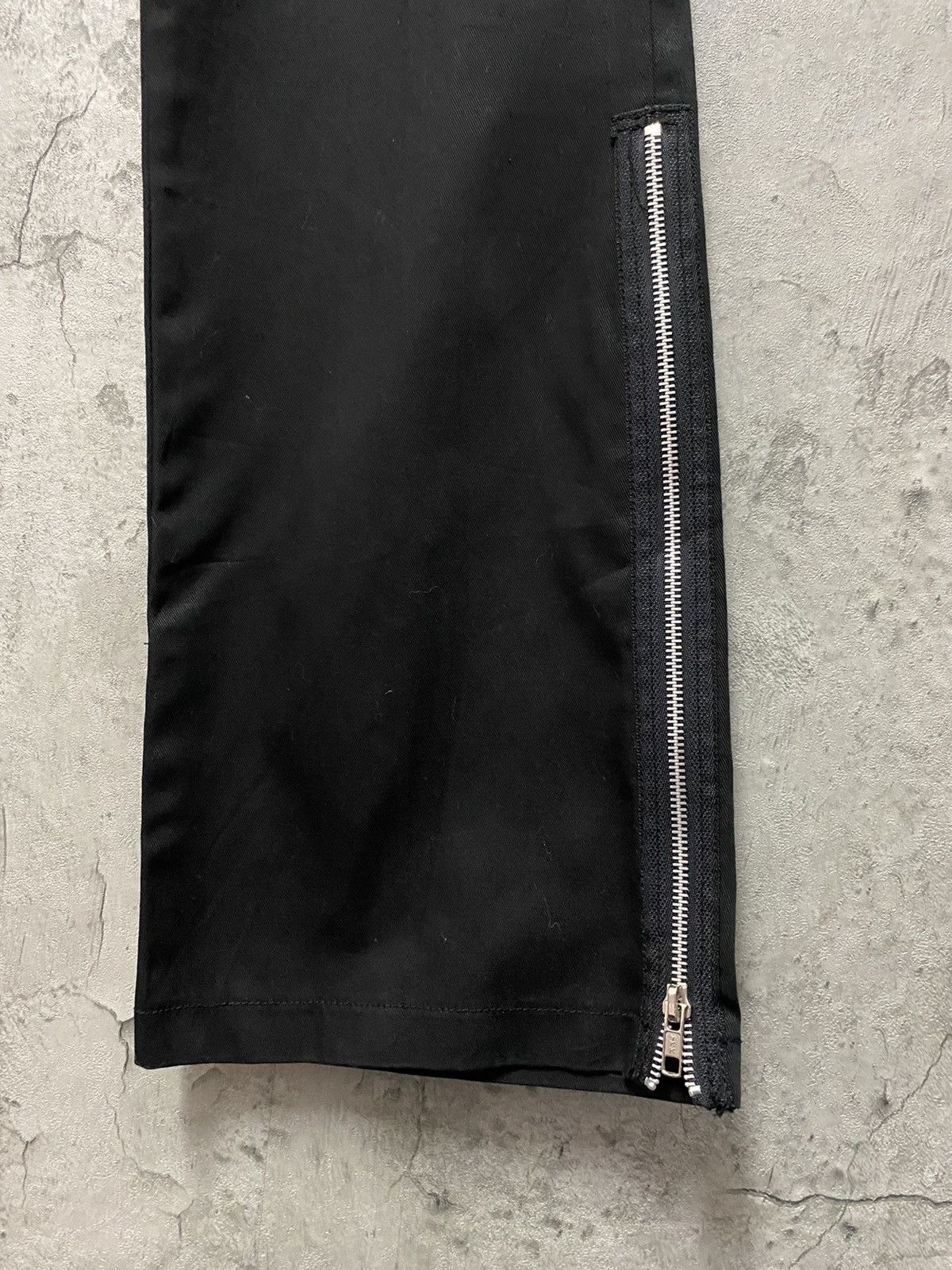 Dickies × Vintage Vintage Dickies Cargo Bondage Zipper Flared Pants Size US 32 / EU 48 - 6 Thumbnail