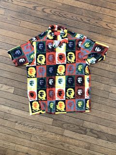Marca de ropa Supreme vende prendas con la imagen de Che Guevara
