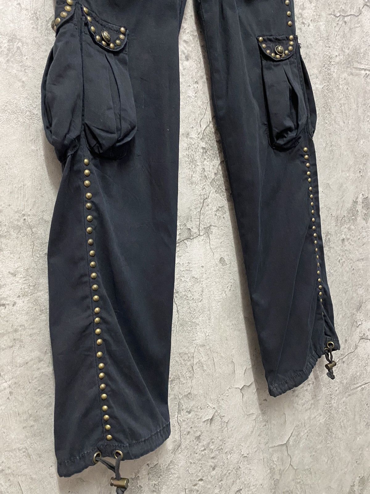 GOA Moussy Japan Flared Studded Multi Pocket Cargo Pants Vintage Size US 27 - 9 Thumbnail