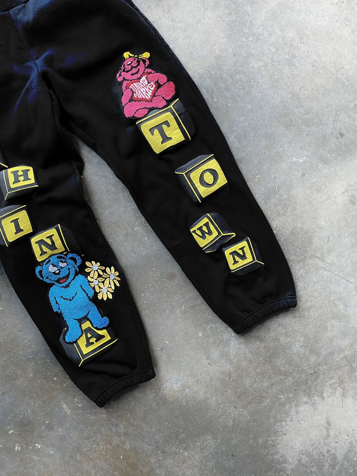 Market Chinatown Market Be Mine Sweatpants / Joggers Black XL ❄️ Size US 36 / EU 52 - 2 Thumbnail