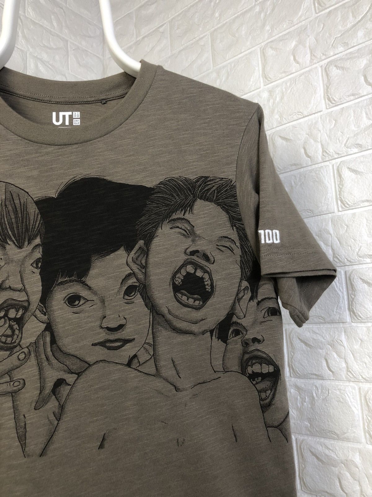 Japanese Brand × Uniqlo Uniqlo Big Faces Tee Size US S / EU 44-46 / 1 - 2 Thumbnail