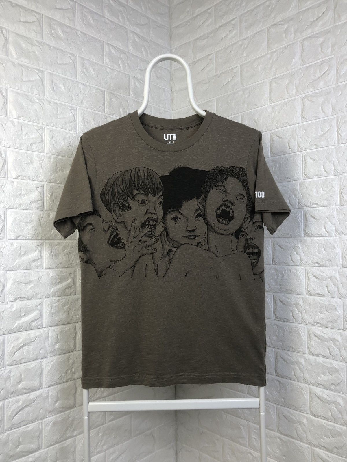 Japanese Brand × Uniqlo Uniqlo Big Faces Tee Size US S / EU 44-46 / 1 - 1 Thumbnail