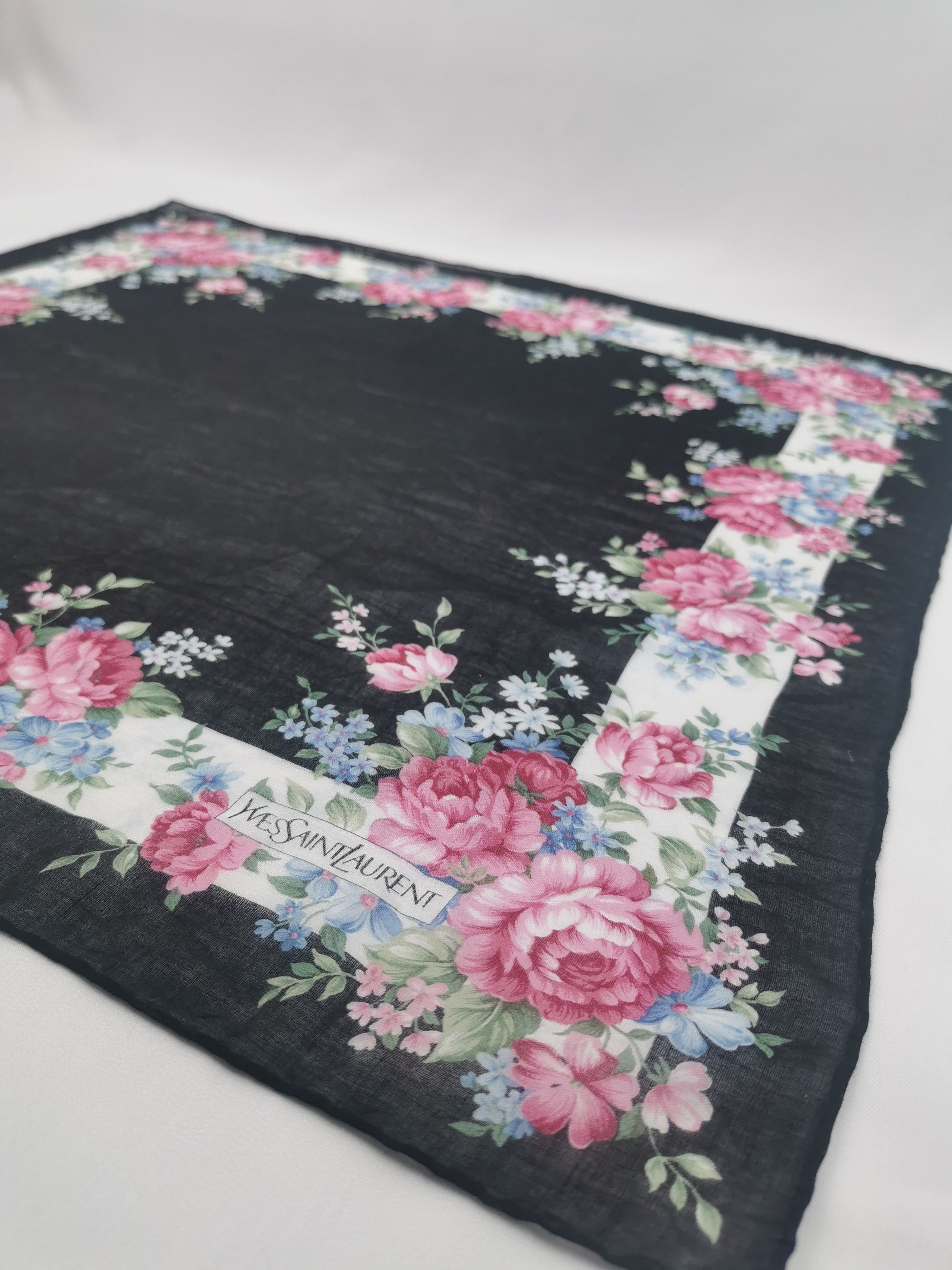 Vintage × Yves Saint Laurent Yves saint laurent handkerchief / bandana / neckerchief Size ONE SIZE - 4 Thumbnail