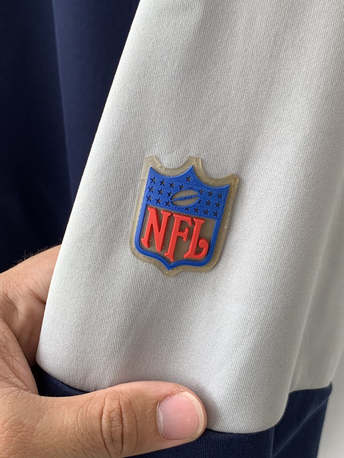 NFL × Reebok × Vintage Vintage NFL Cowboys Spellout Jersey Jackets Size US XL / EU 56 / 4 - 4 Thumbnail