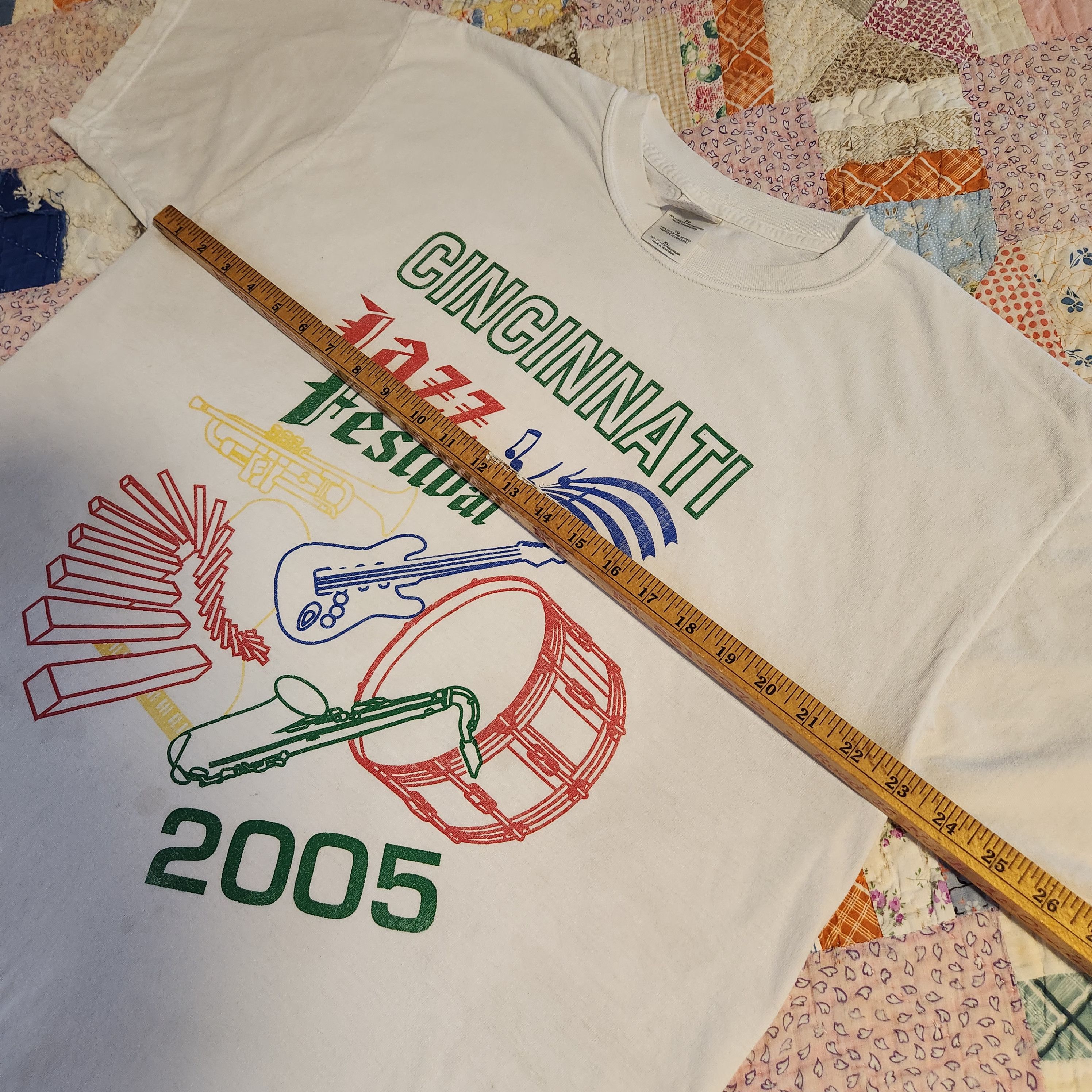 Gildan Vintage 2005 Cincinnati Jazz Festival Kanye West Graphic Tee Size US XL / EU 56 / 4 - 9 Thumbnail