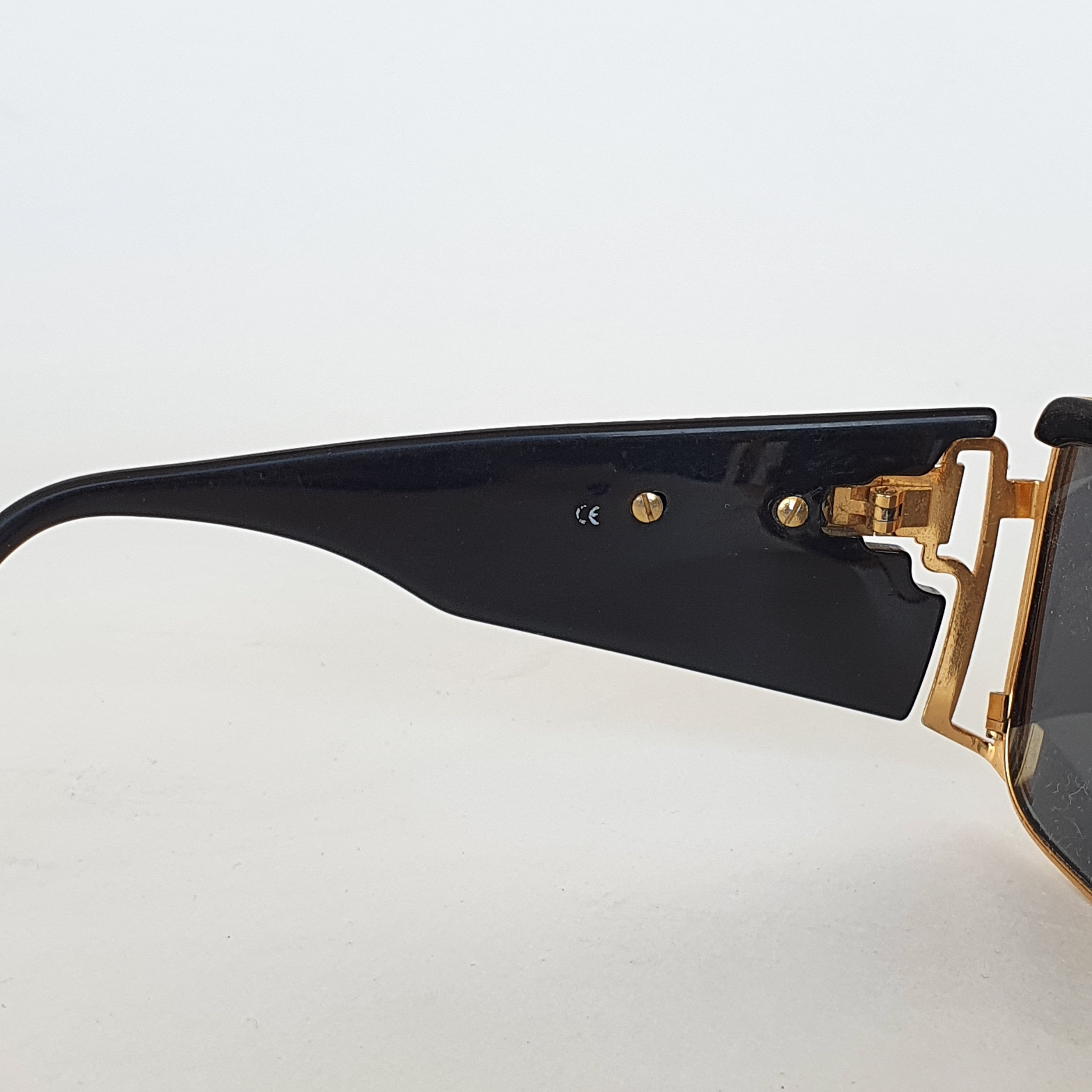 Vintage Vintage Gold Rare Glasses\Sunglasses VERSACE style Size ONE SIZE - 8 Thumbnail