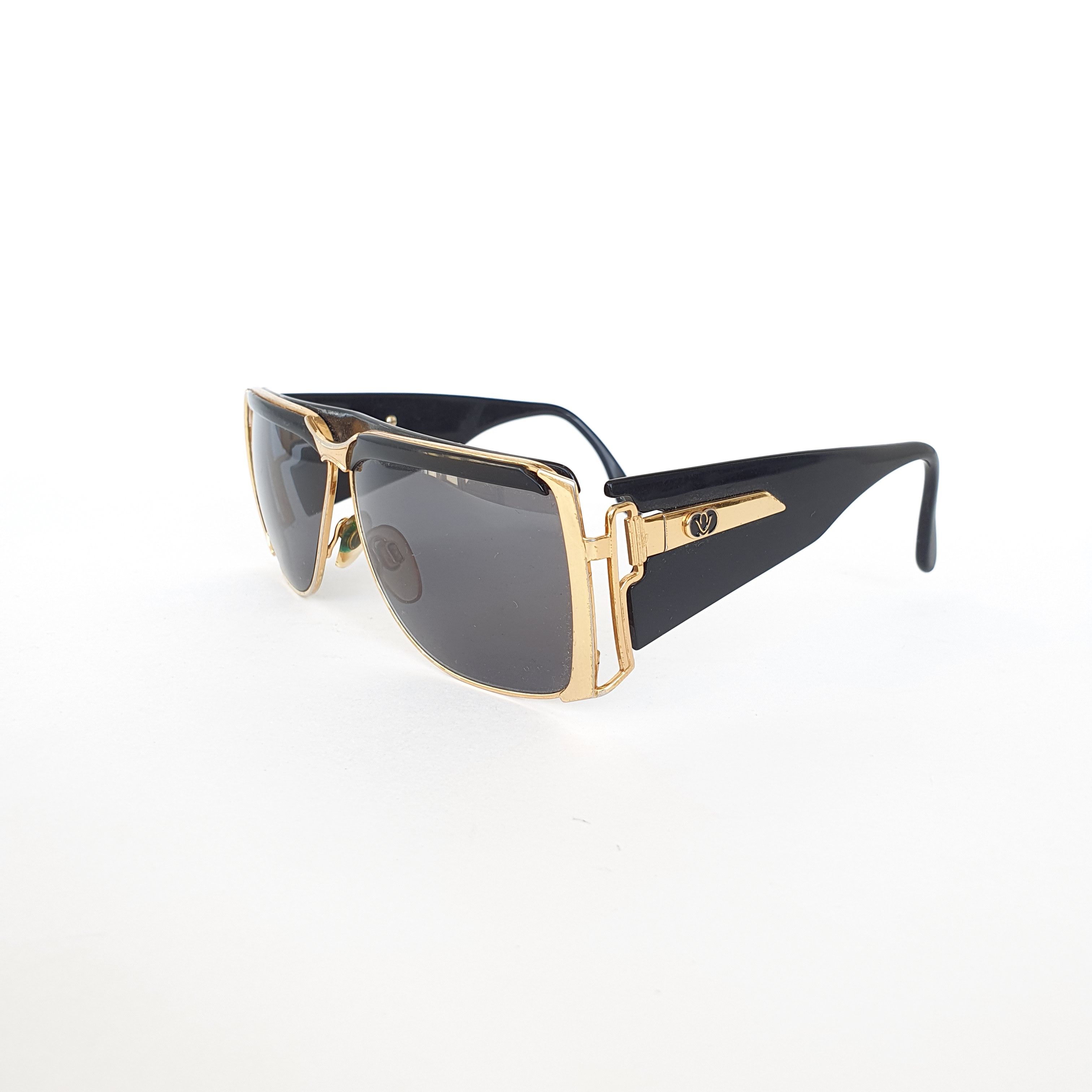 Vintage Vintage Gold Rare Glasses\Sunglasses VERSACE style Size ONE SIZE - 11 Thumbnail