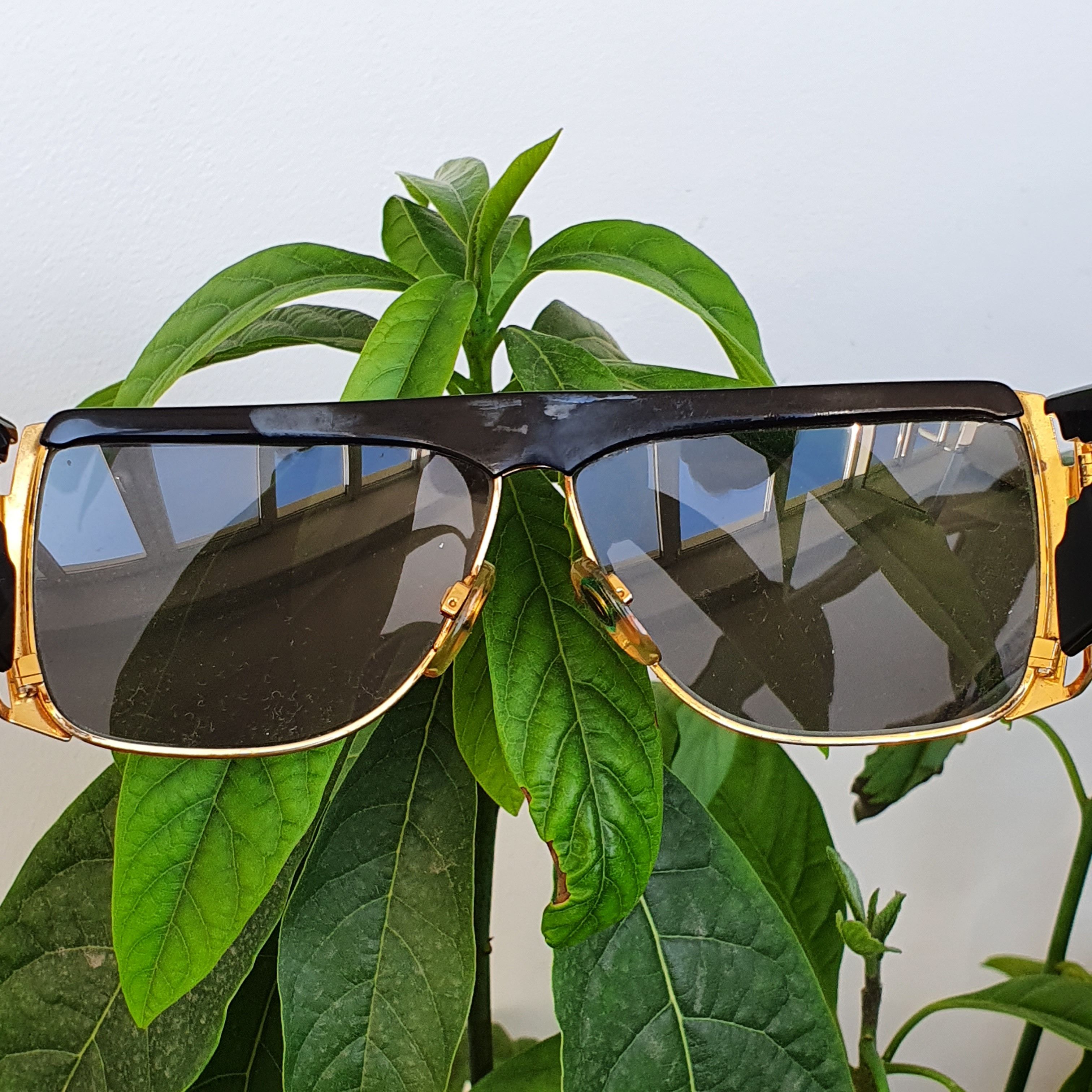 Vintage Vintage Gold Rare Glasses\Sunglasses VERSACE style Size ONE SIZE - 6 Thumbnail