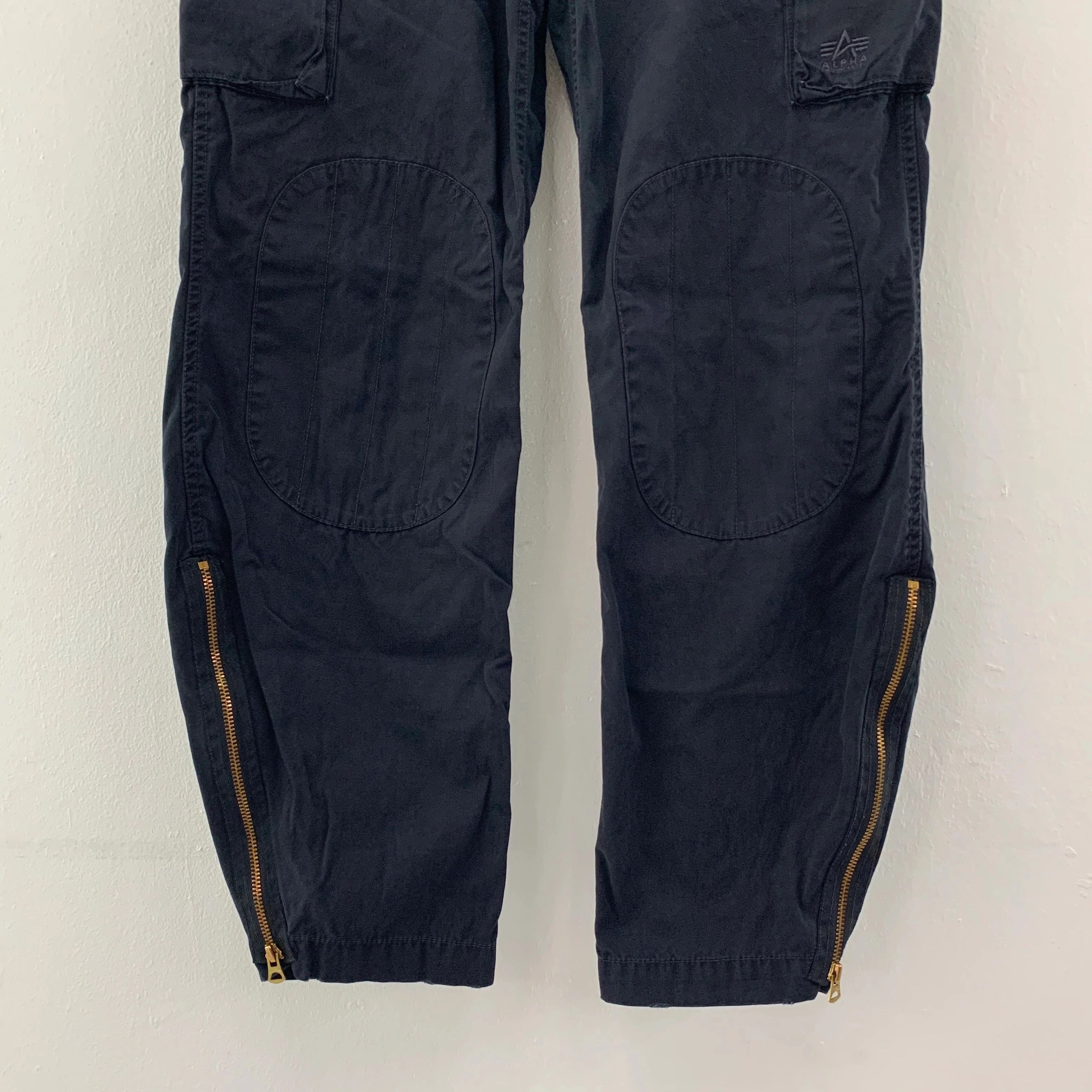 Alpha Industries × Japanese Brand Alpha Industries Cargo Pants Navy Blue size 30 - CP2011 Size US 30 / EU 46 - 5 Thumbnail
