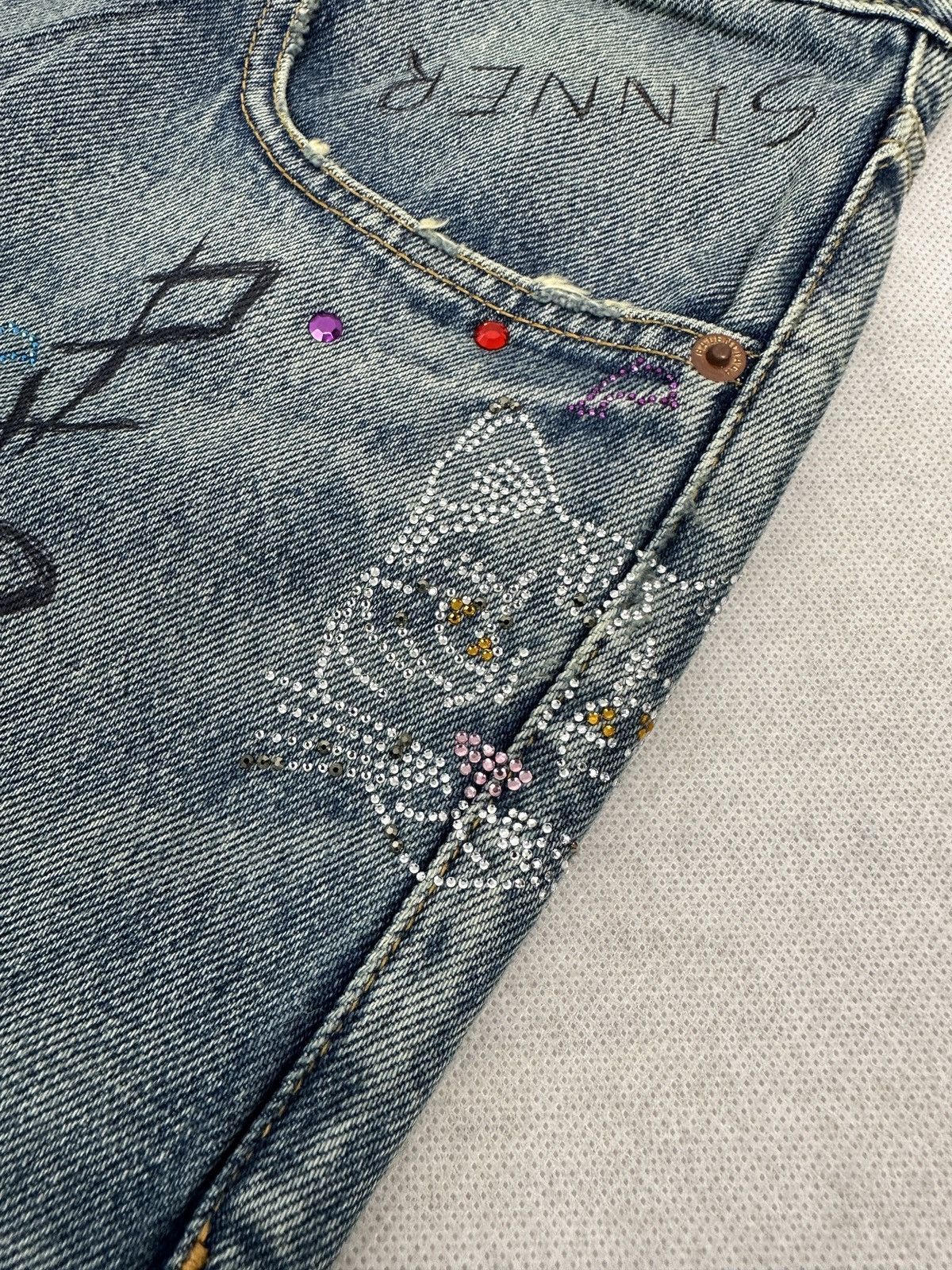 Balenciaga Balenciaga 360 SNOWSTORM Unreleased distressed denim Size US 32 / EU 48 - 4 Thumbnail