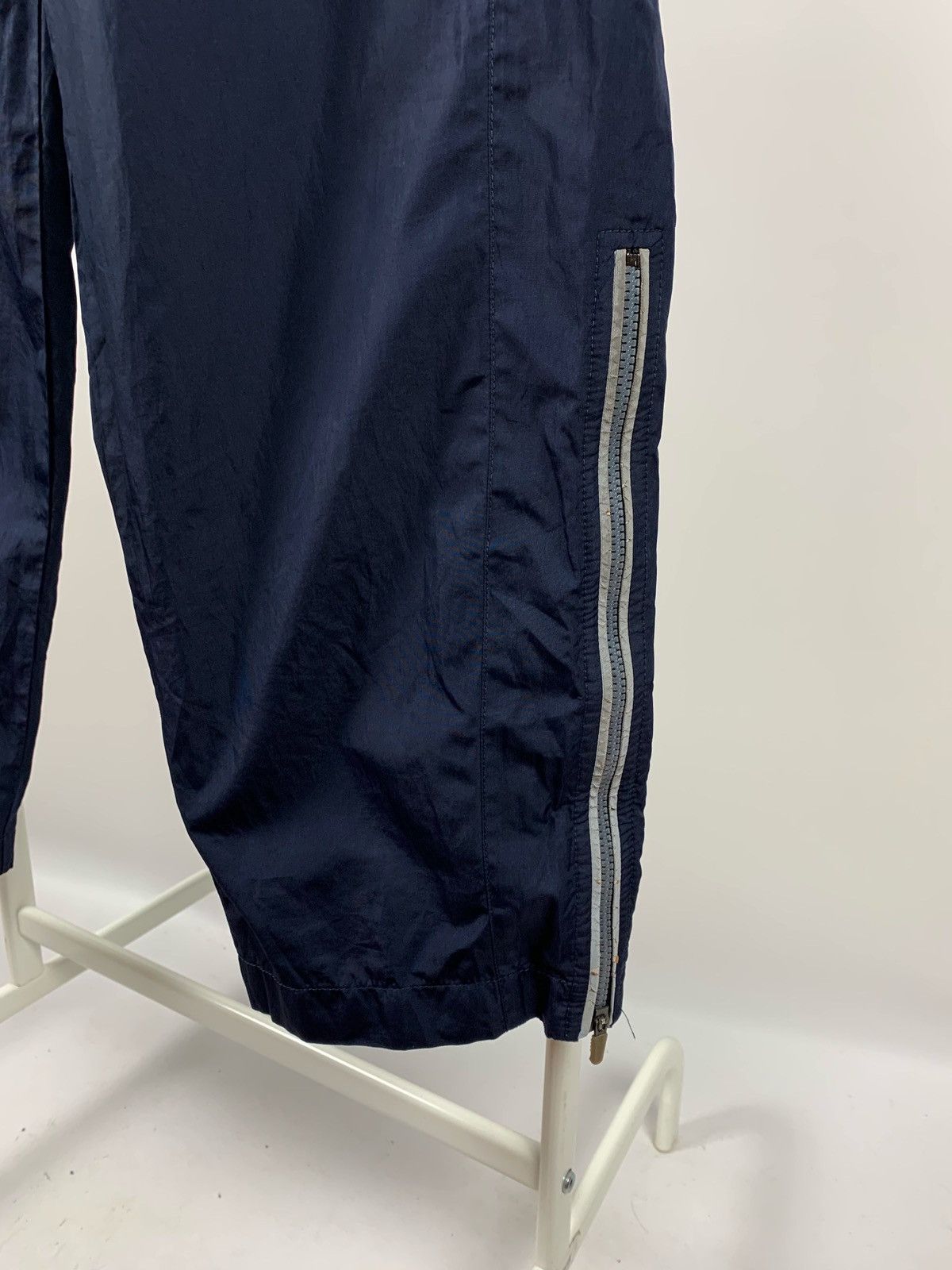 Nike 90s Vintage Nike Swoosh Joggers Track Pants Travis Style Size US 34 / EU 50 - 9 Thumbnail