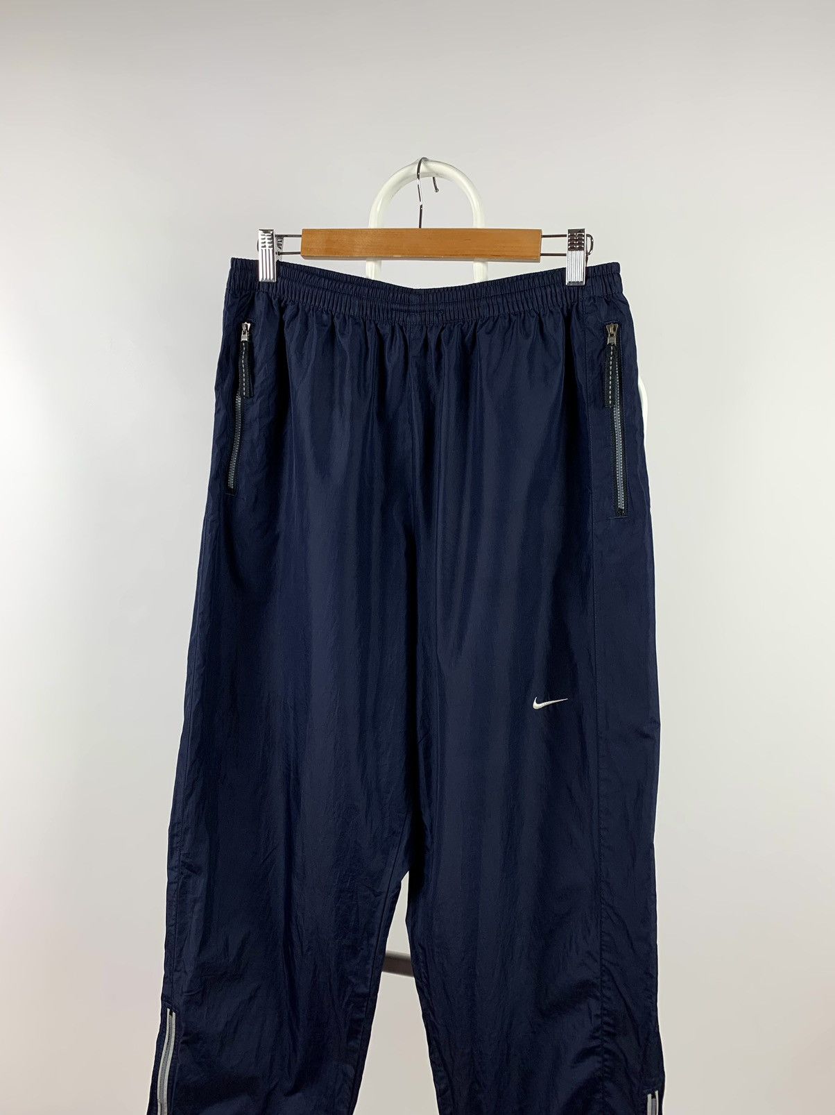 Nike 90s Vintage Nike Swoosh Joggers Track Pants Travis Style Size US 34 / EU 50 - 4 Thumbnail