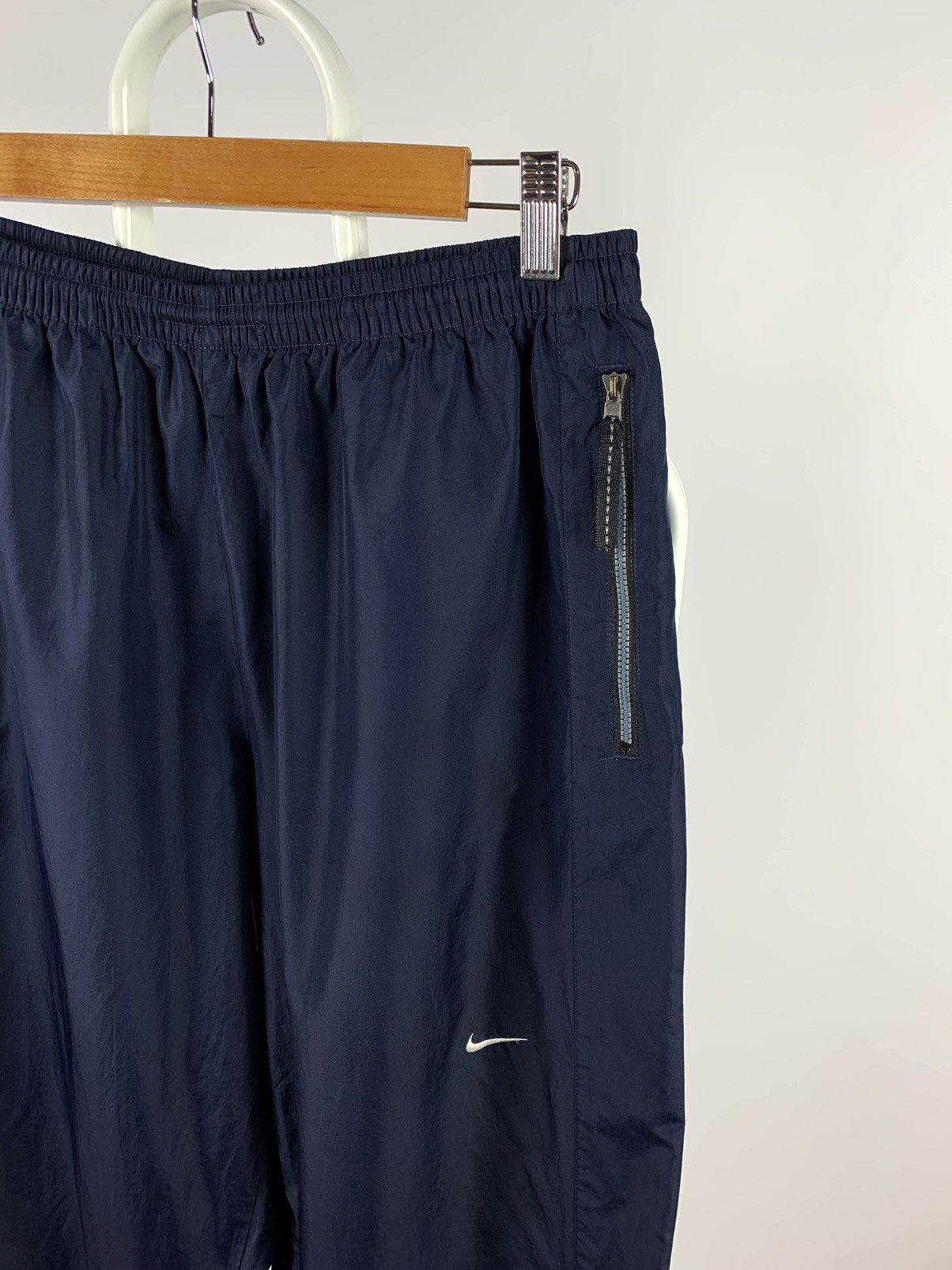 Nike 90s Vintage Nike Swoosh Joggers Track Pants Travis Style Size US 34 / EU 50 - 6 Thumbnail