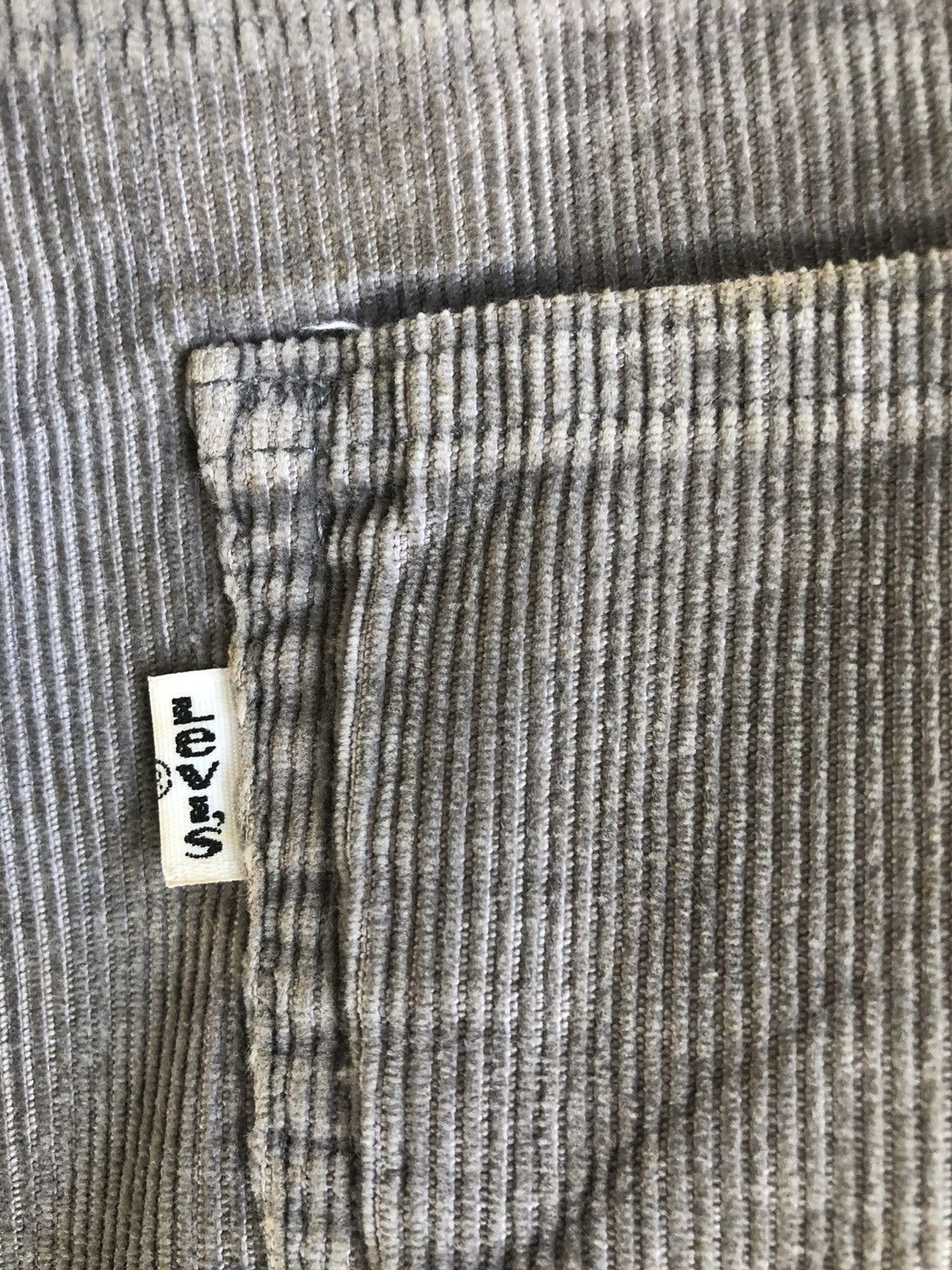 If Six Was Nine Vintage 70’s Levi’s Flared Jeans Corduroy 646 Size US 33 - 10 Thumbnail