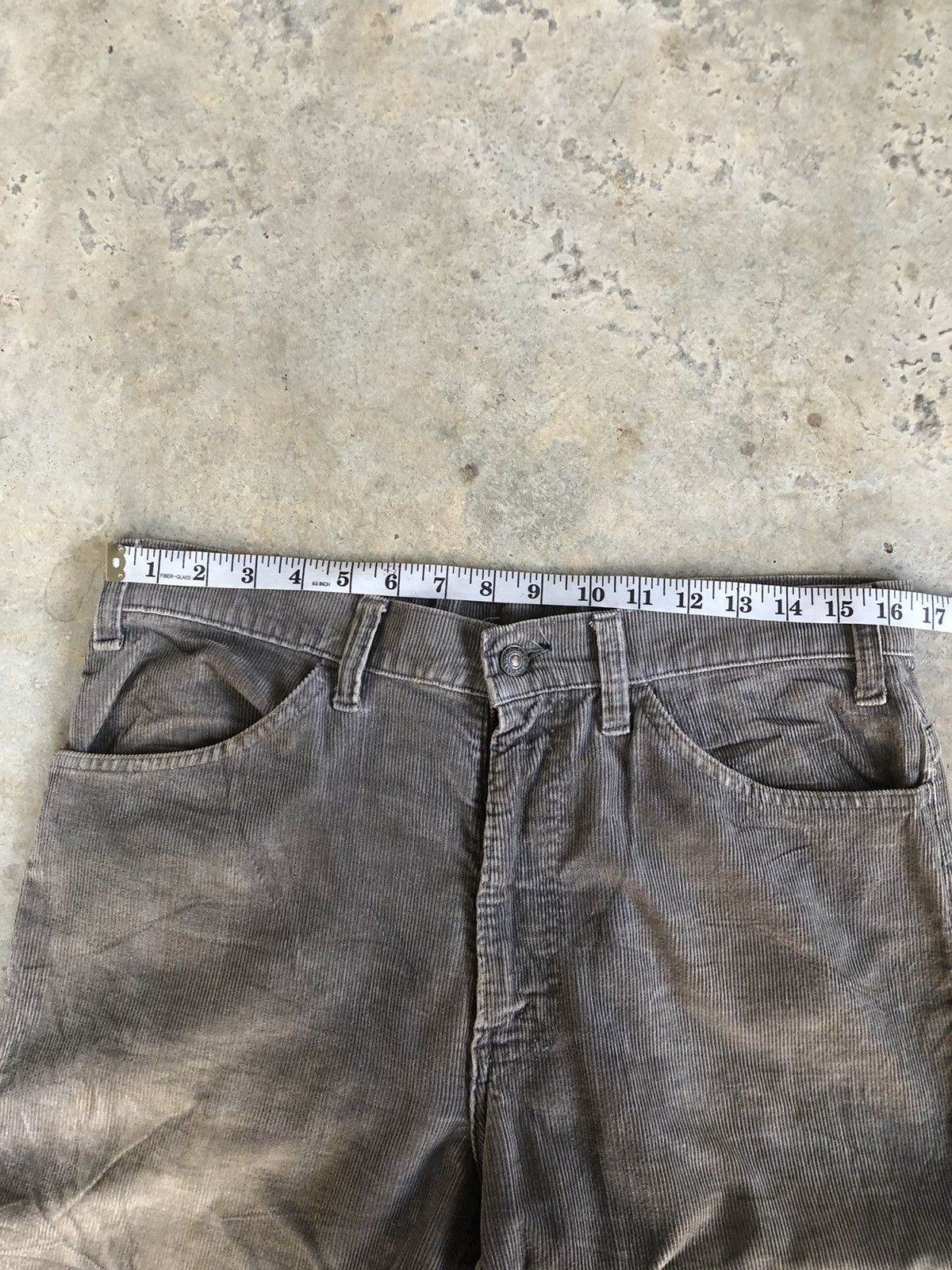 If Six Was Nine Vintage 70’s Levi’s Flared Jeans Corduroy 646 Size US 33 - 13 Thumbnail