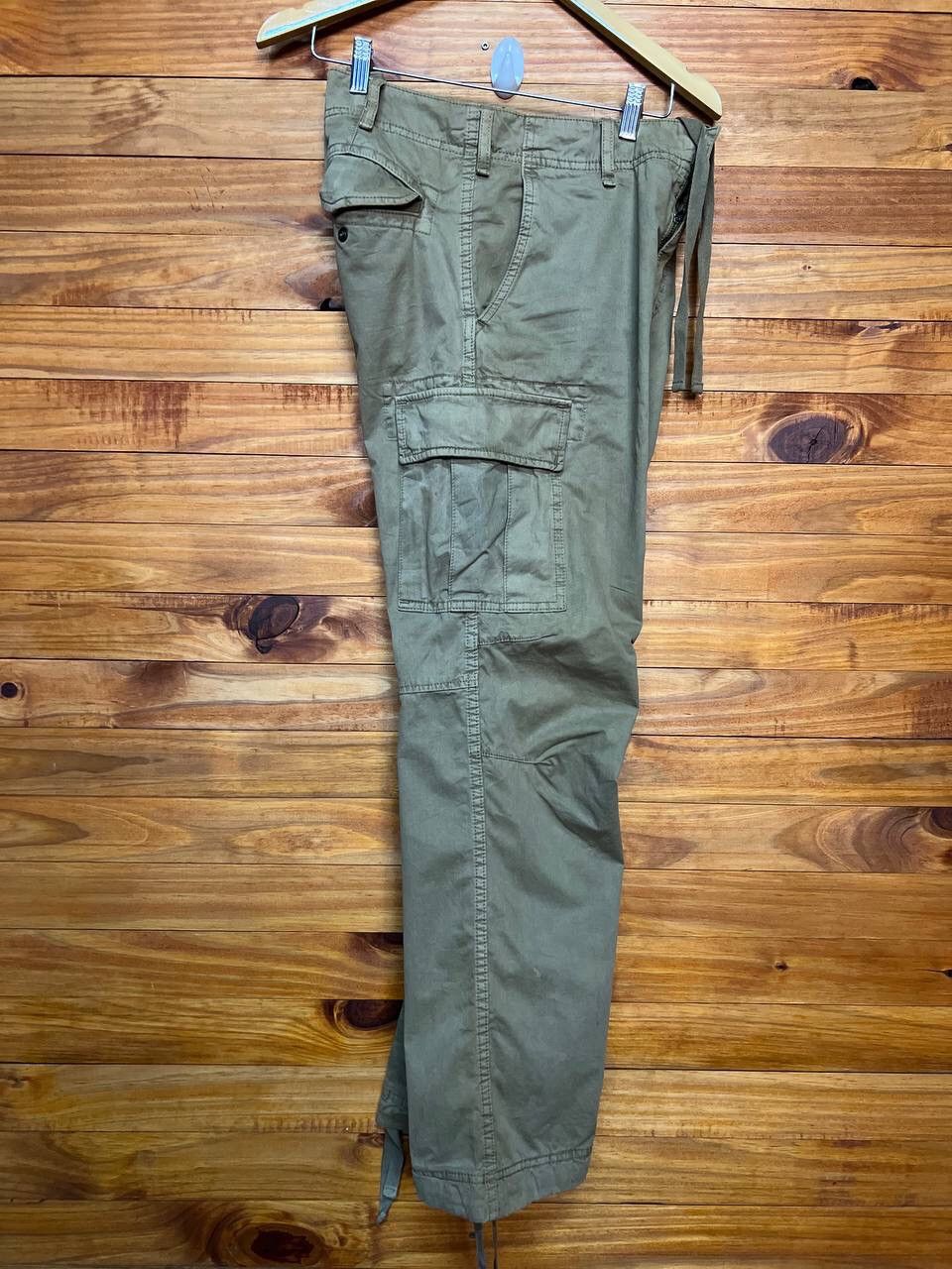 Uniqlo UNIQLO CARGO PANTS Size US 34 / EU 50 - 7 Thumbnail