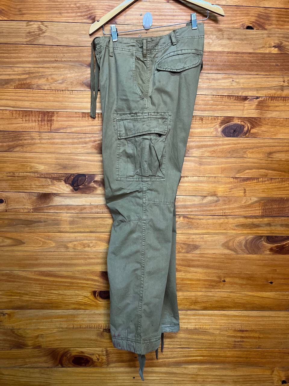 Uniqlo UNIQLO CARGO PANTS Size US 34 / EU 50 - 8 Thumbnail