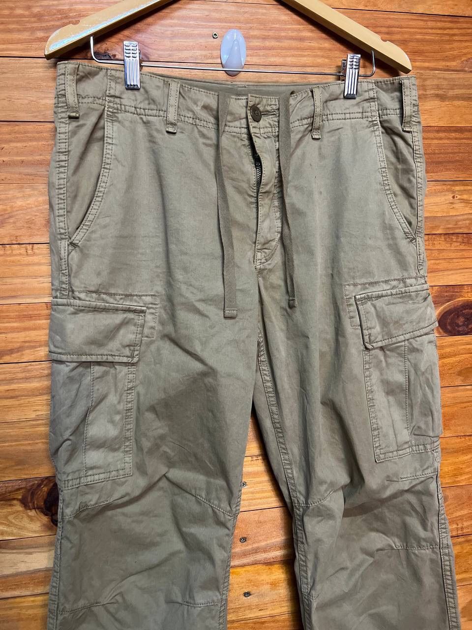 Uniqlo UNIQLO CARGO PANTS Size US 34 / EU 50 - 4 Thumbnail