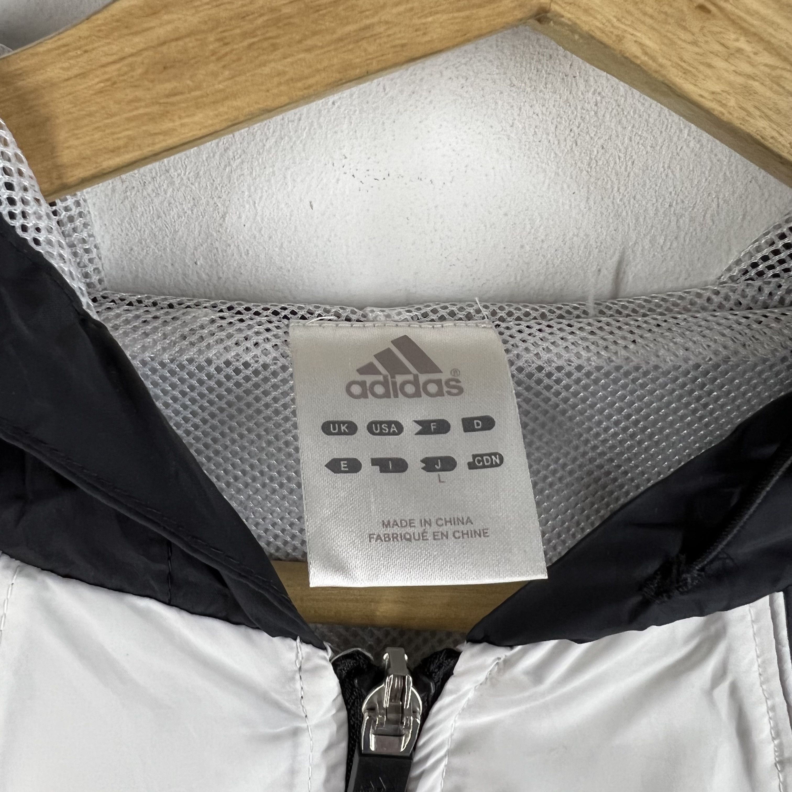 Adidas ADIDAS SPORTSWEAR Size US L / EU 52-54 / 3 - 5 Thumbnail
