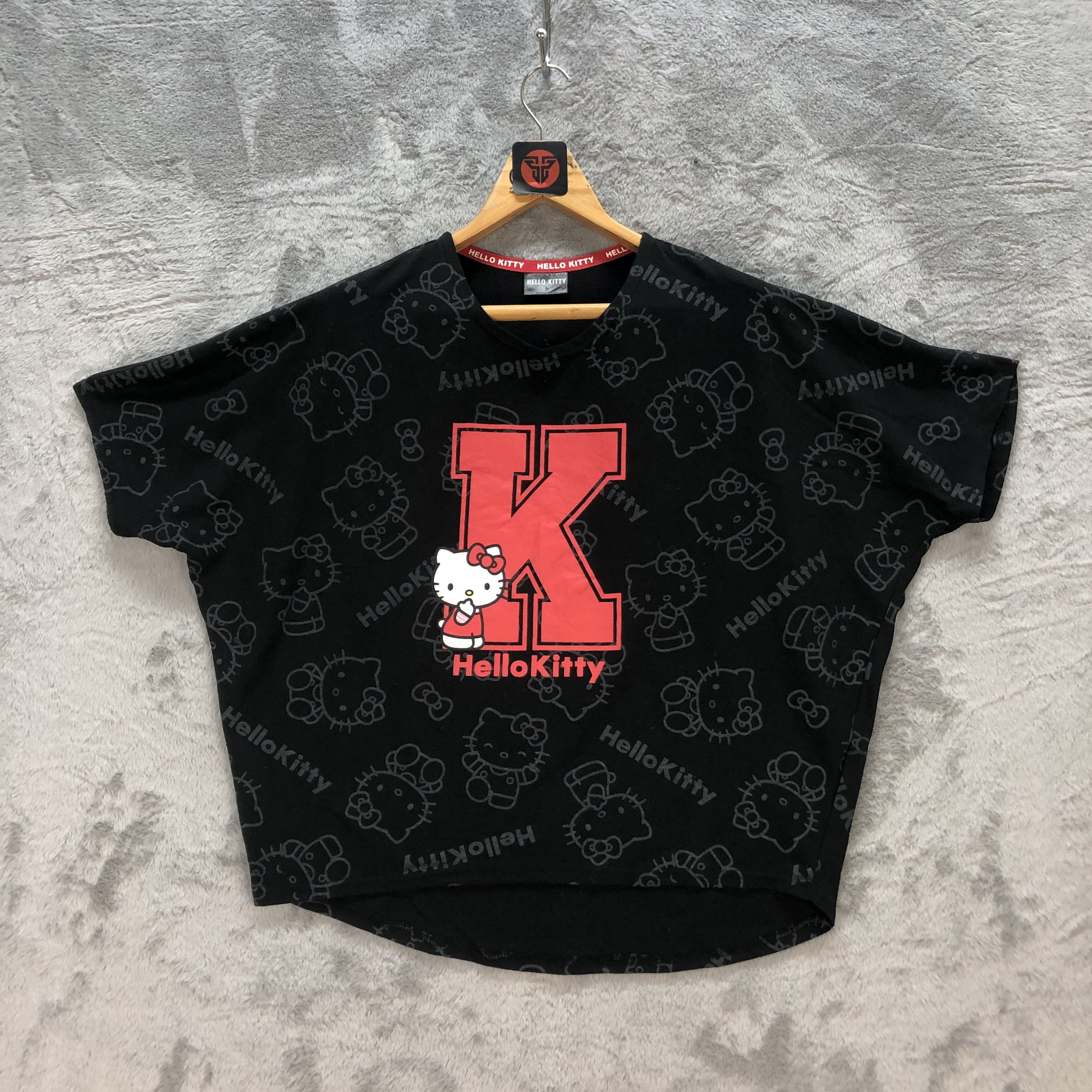 Japanese Brand HELLO KITTY BIG LOGO OVERSIZE CROPPED T SHIRT #6569-74 Size L / US 10 / IT 46 - 1 Thumbnail