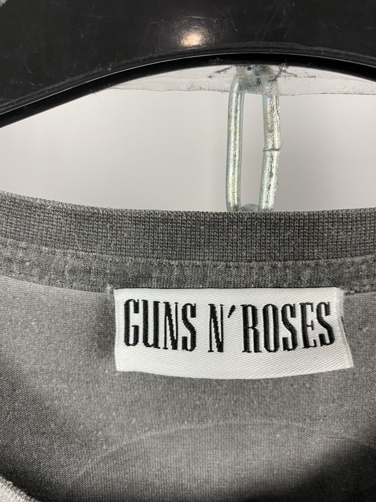 Guns N' Roses Guns N’Roses big logo band tee rock tee gray size XL Size US L / EU 52-54 / 3 - 5 Thumbnail