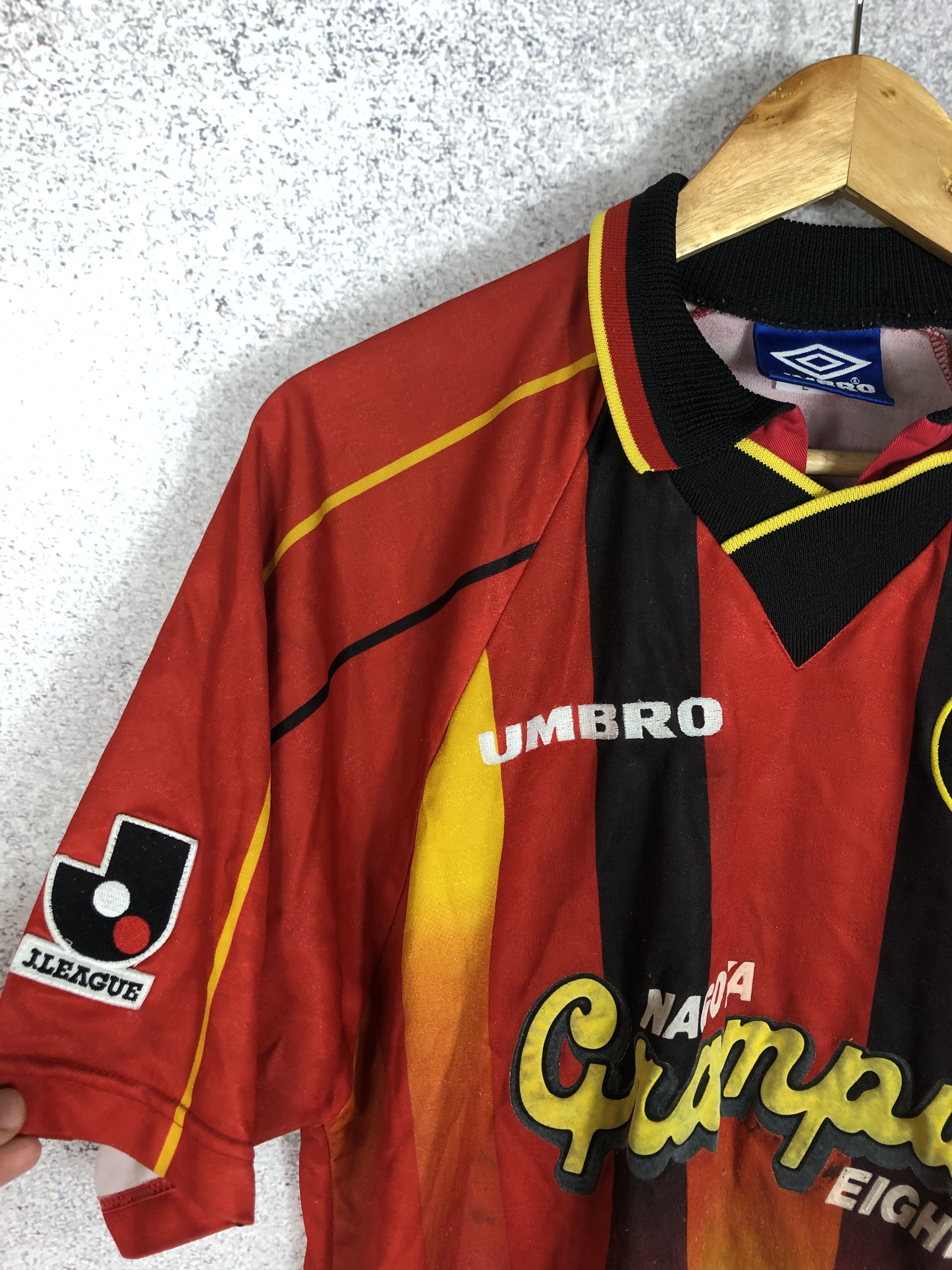 Umbro Vintage Nagoya Crampus Eight Umbro Japan Soccer Jersey Shirt Size US L / EU 52-54 / 3 - 5 Thumbnail