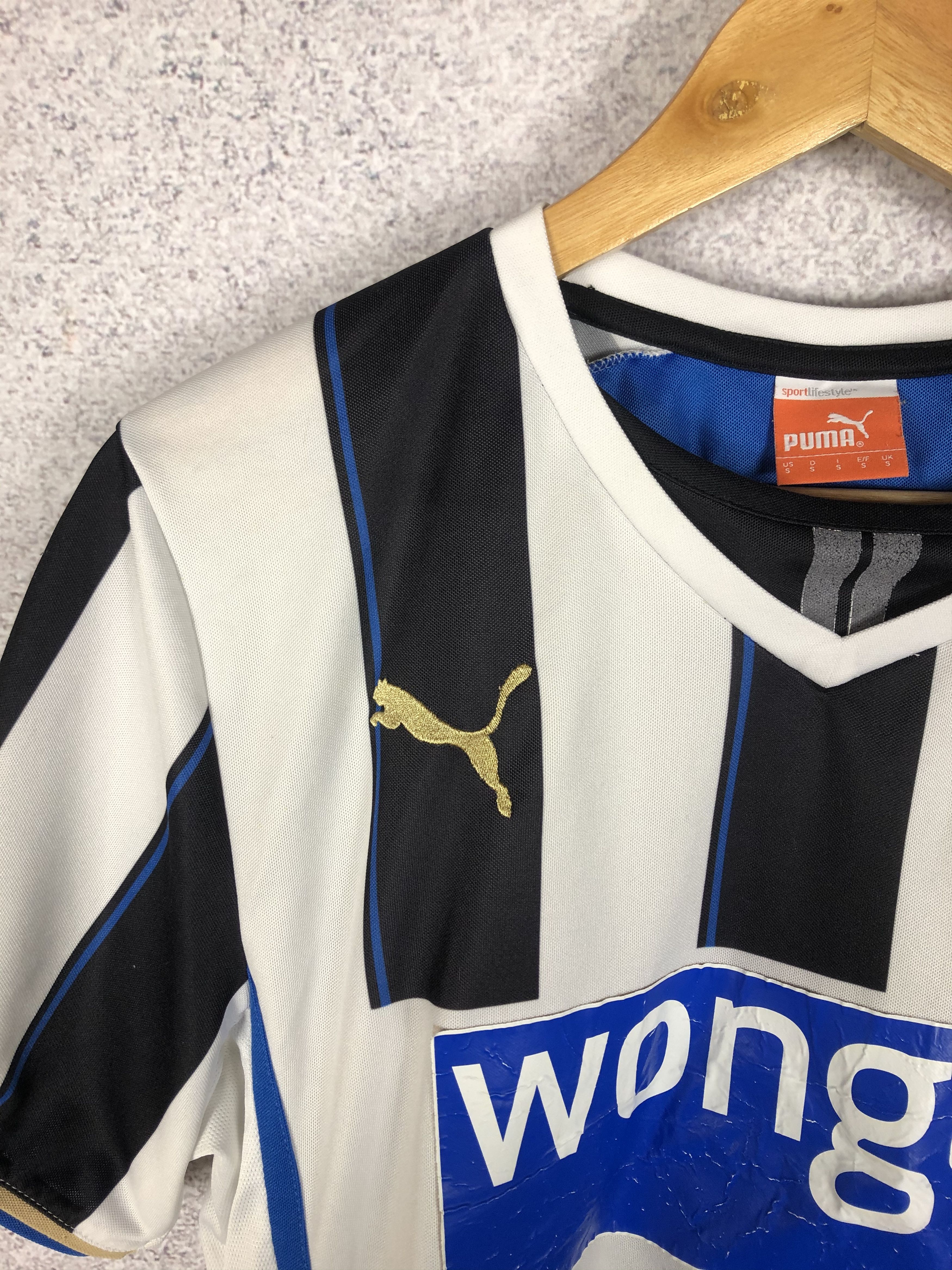 Puma Puma Newcastle 2013 2014 Home Soccer Jersey Football Shirt Size US S / EU 44-46 / 1 - 3 Thumbnail