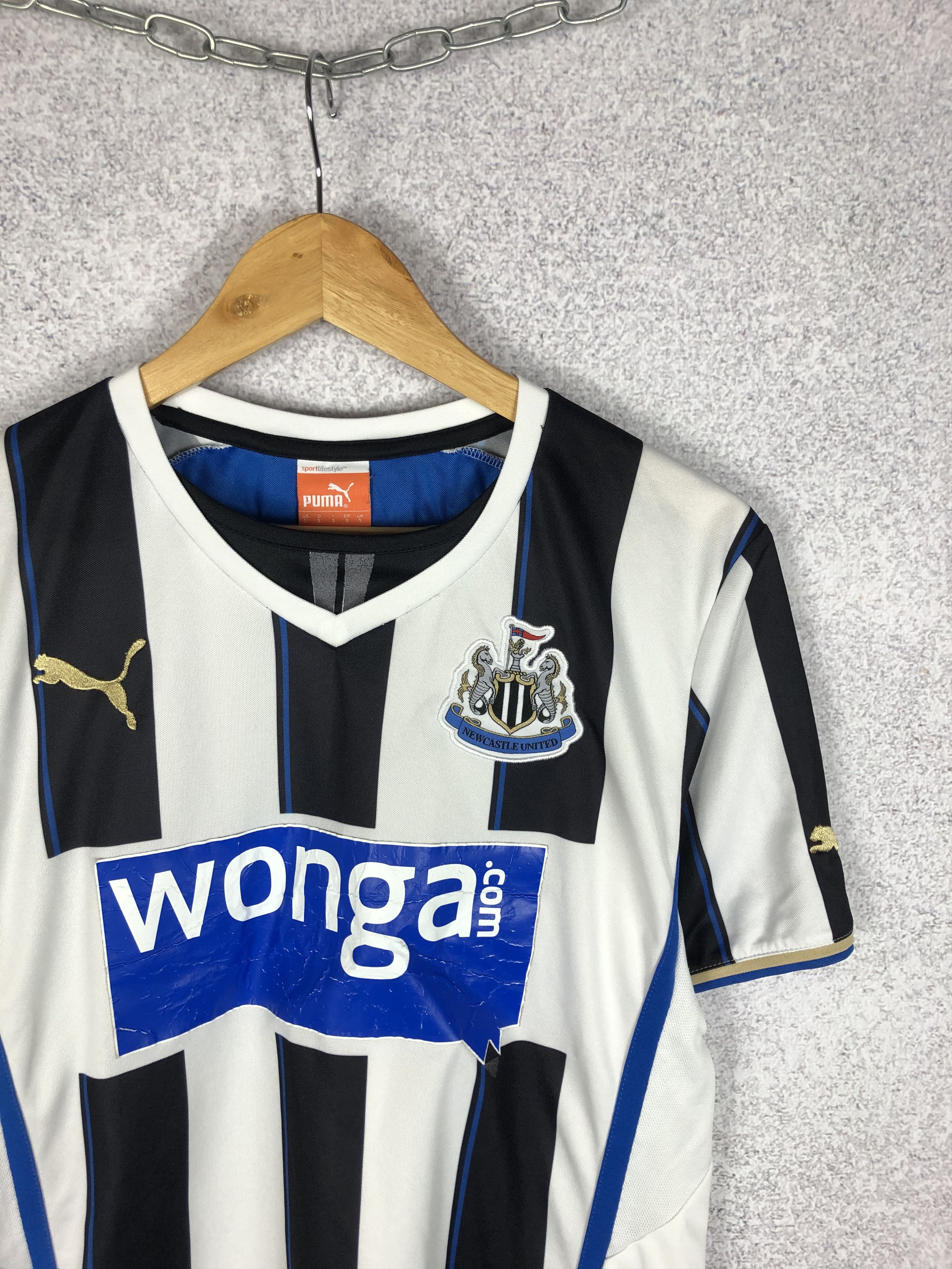 Puma Puma Newcastle 2013 2014 Home Soccer Jersey Football Shirt Size US S / EU 44-46 / 1 - 2 Thumbnail