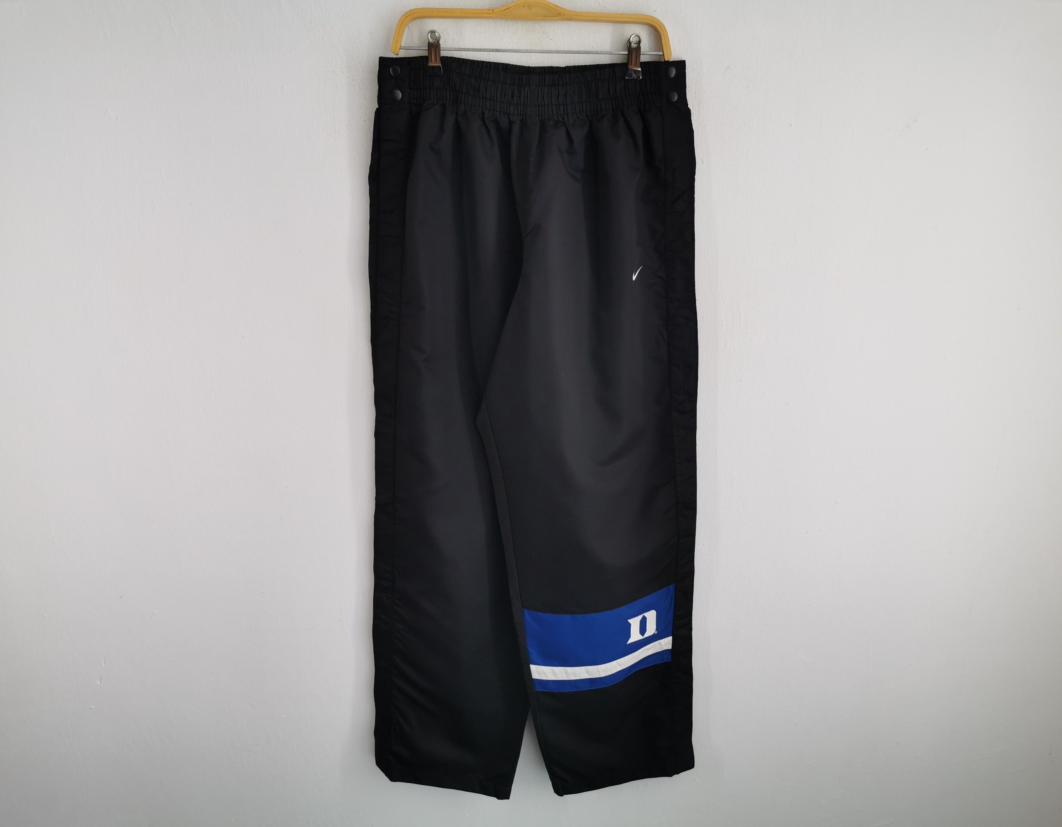 Vintage Size XL Nike Track Pants Size 30-40