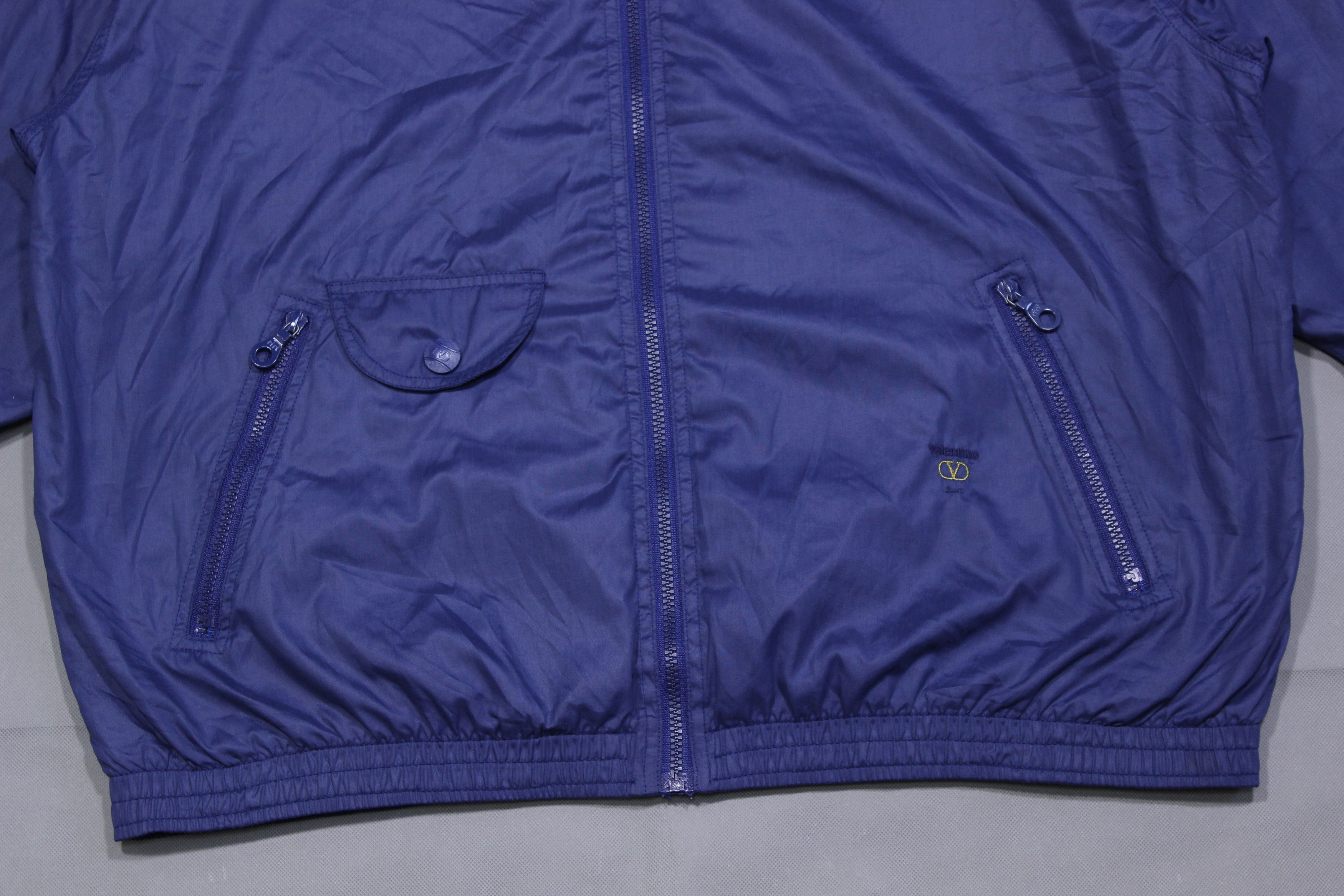 Valentino Valentino Sport 3D Big Logo Light Jacket Vintage Baggy Fit Size US L / EU 52-54 / 3 - 4 Thumbnail