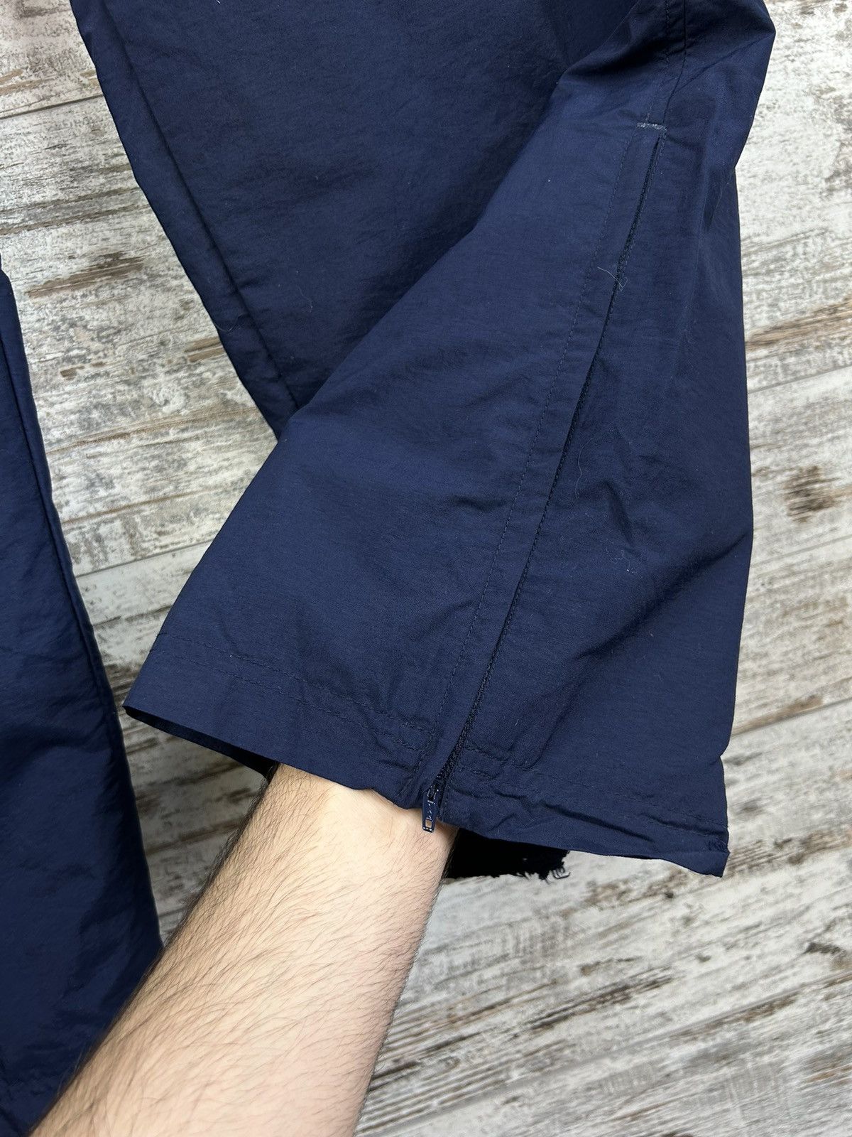 Nike × Vintage Mens Vintage Nike sweatpants swoosh streetwear y2k rare 90s Size US 36 / EU 52 - 11 Thumbnail
