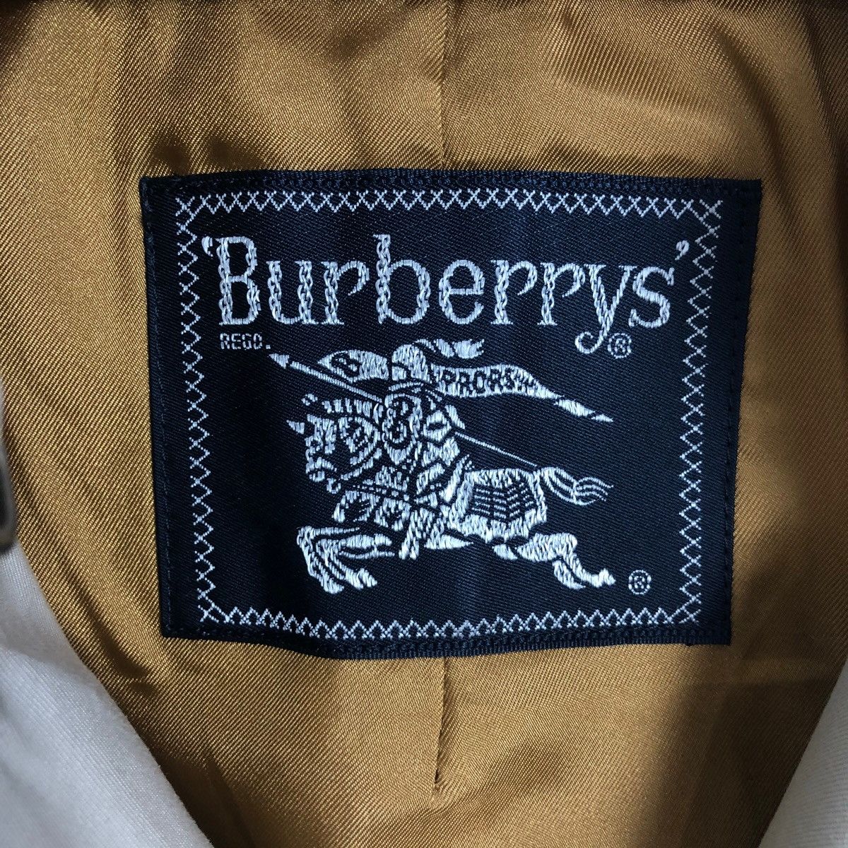 Burberry Vintage Burberrys Double Breasted Trench Coat Size US L / EU 52-54 / 3 - 15 Thumbnail