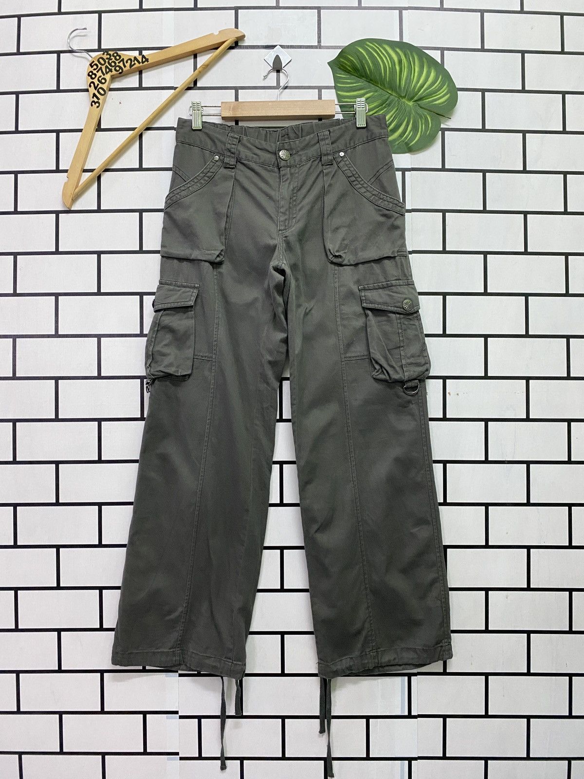 image of Unknown Cargo Japanese Tactical Multipocket Parachute Pants in Dark Grey, Women's (Size 28)