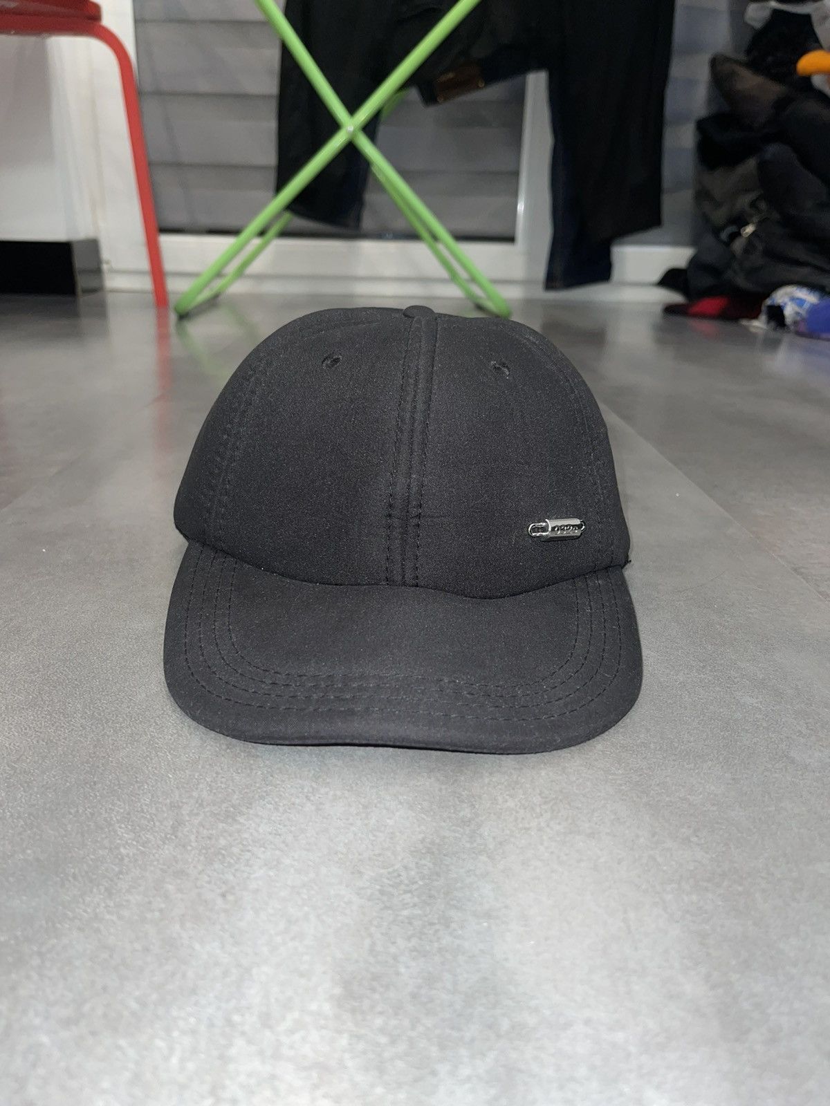 032c !DS! 032c Padded Metal Pin Black Cap Size ONE SIZE - 2 Thumbnail