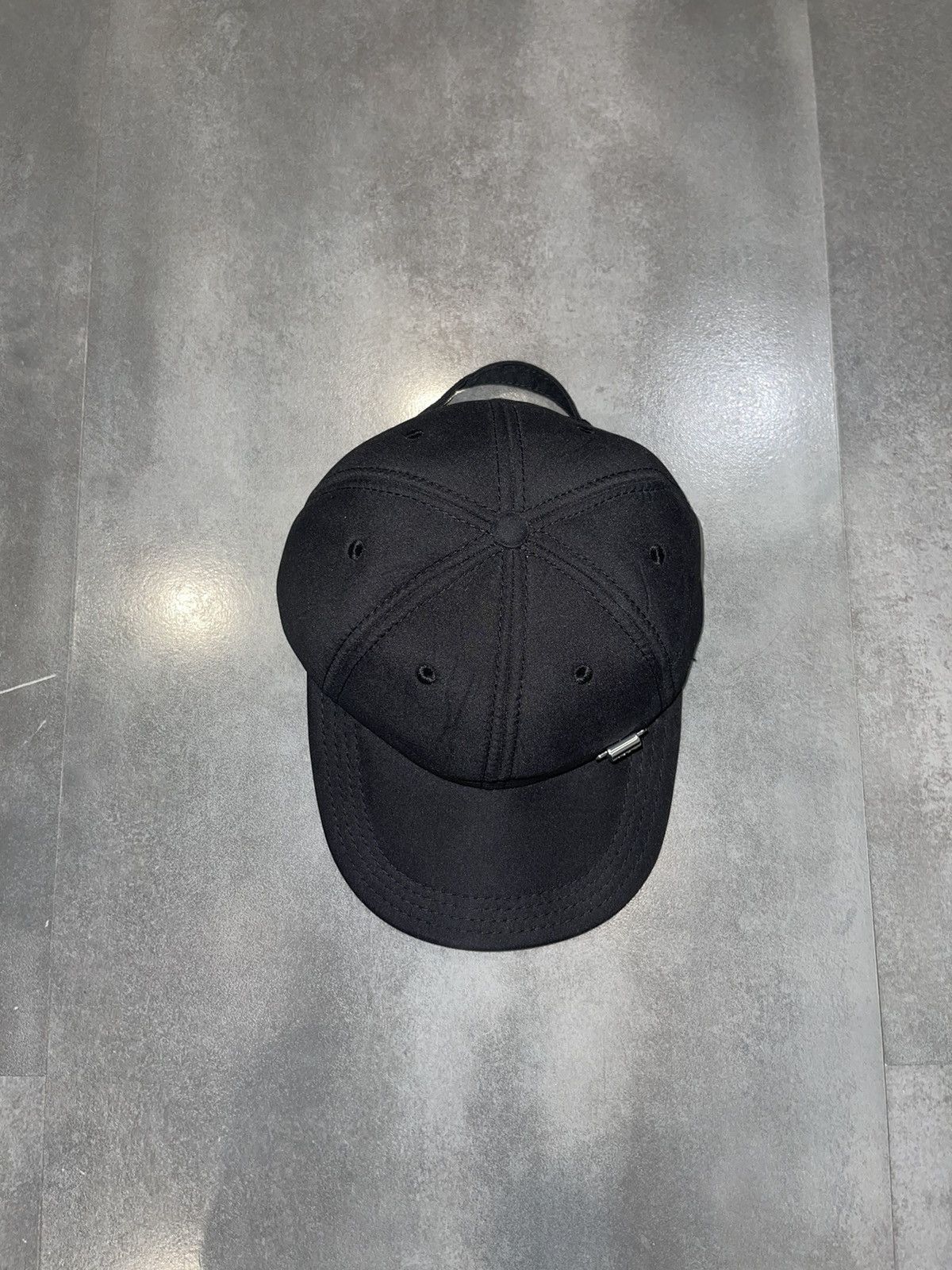 032c !DS! 032c Padded Metal Pin Black Cap Size ONE SIZE - 5 Thumbnail