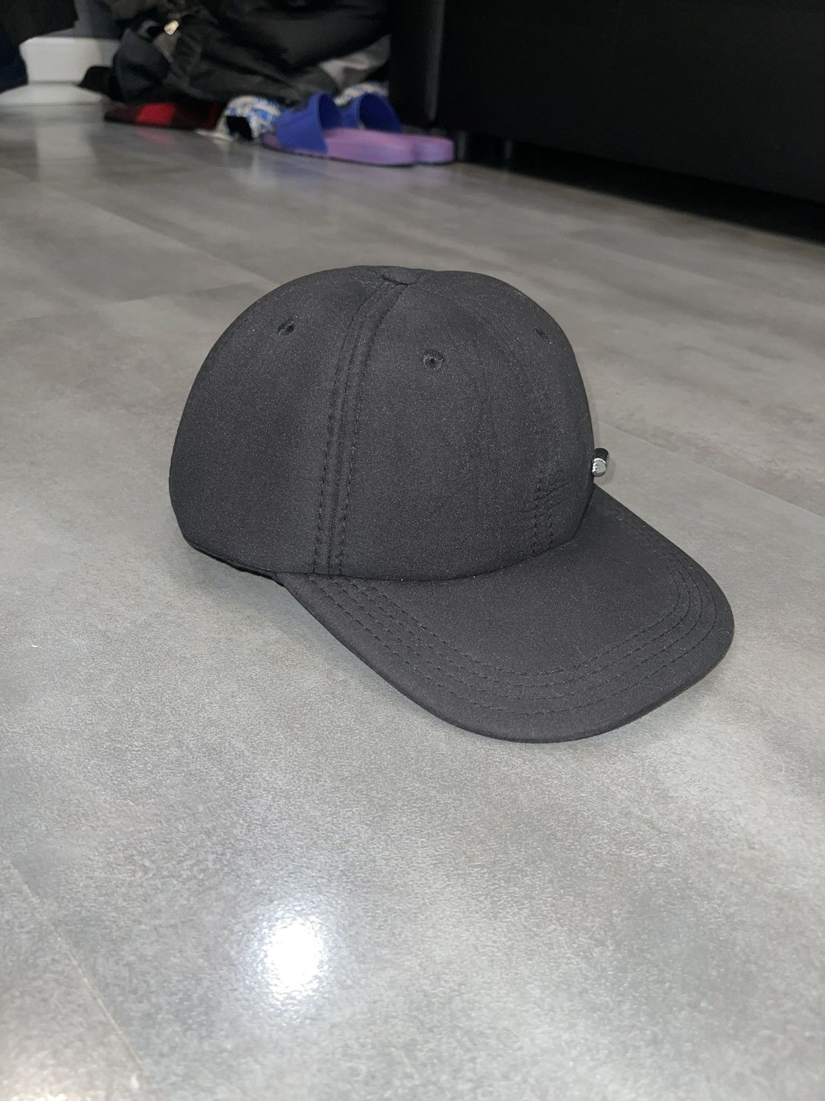 032c !DS! 032c Padded Metal Pin Black Cap Size ONE SIZE - 3 Thumbnail