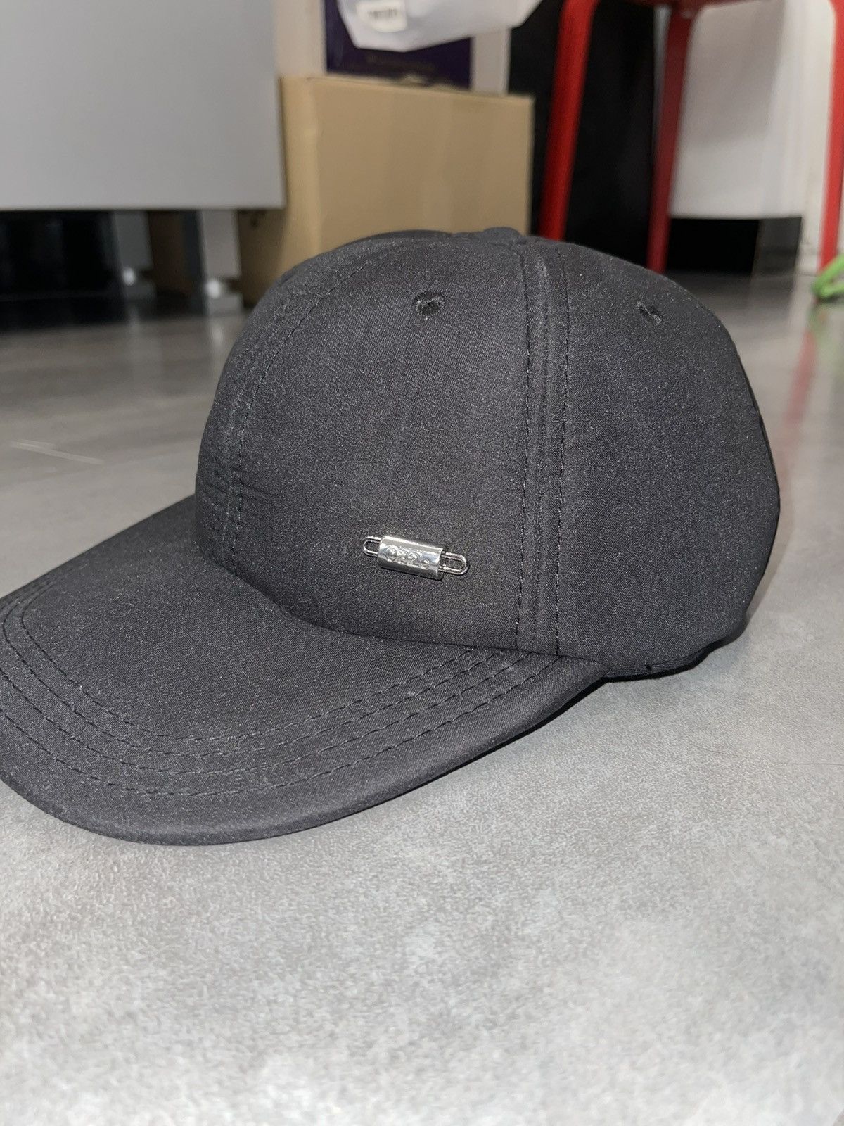 032c !DS! 032c Padded Metal Pin Black Cap Size ONE SIZE - 4 Thumbnail